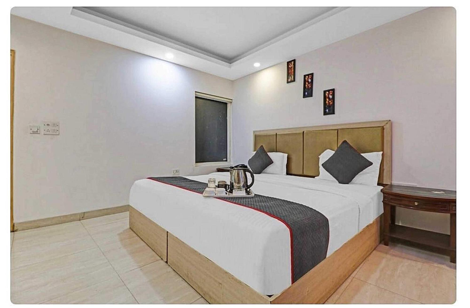 Super O Mahal Hotel New Delhi