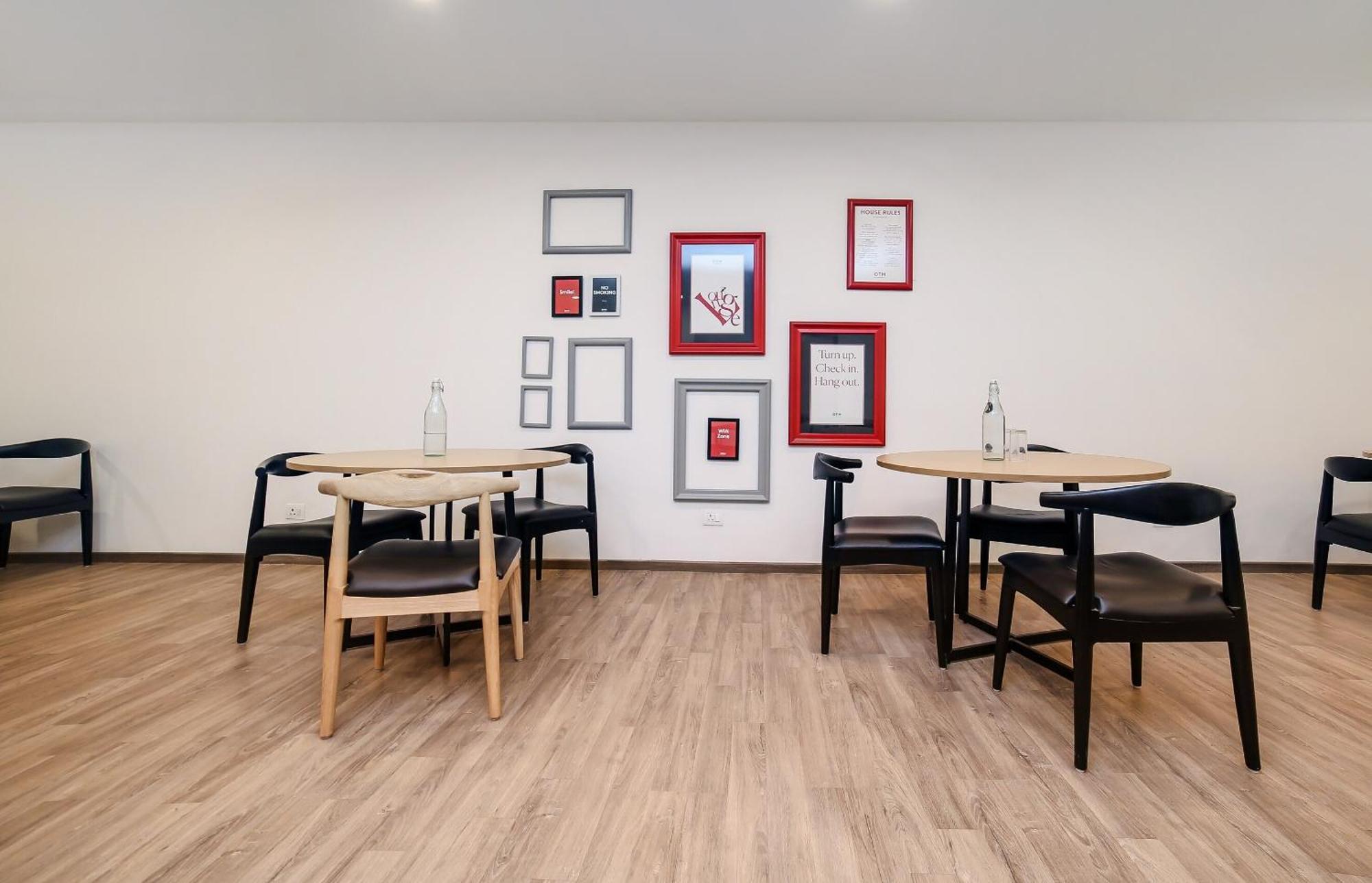 Townhouse Chattarpur Opp. Tivoli Garden Near Chhatarpur Metro Station