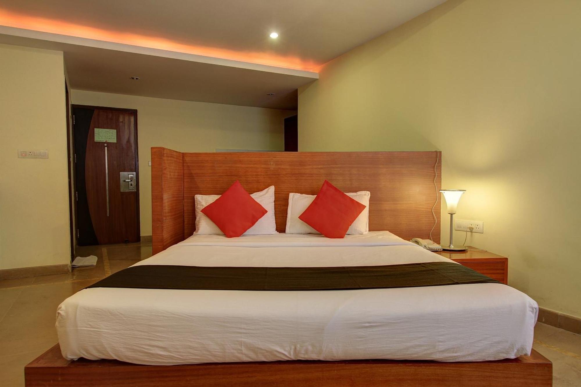Townhouse Jp Residency Near Delhi Airport 4* Nova Deli