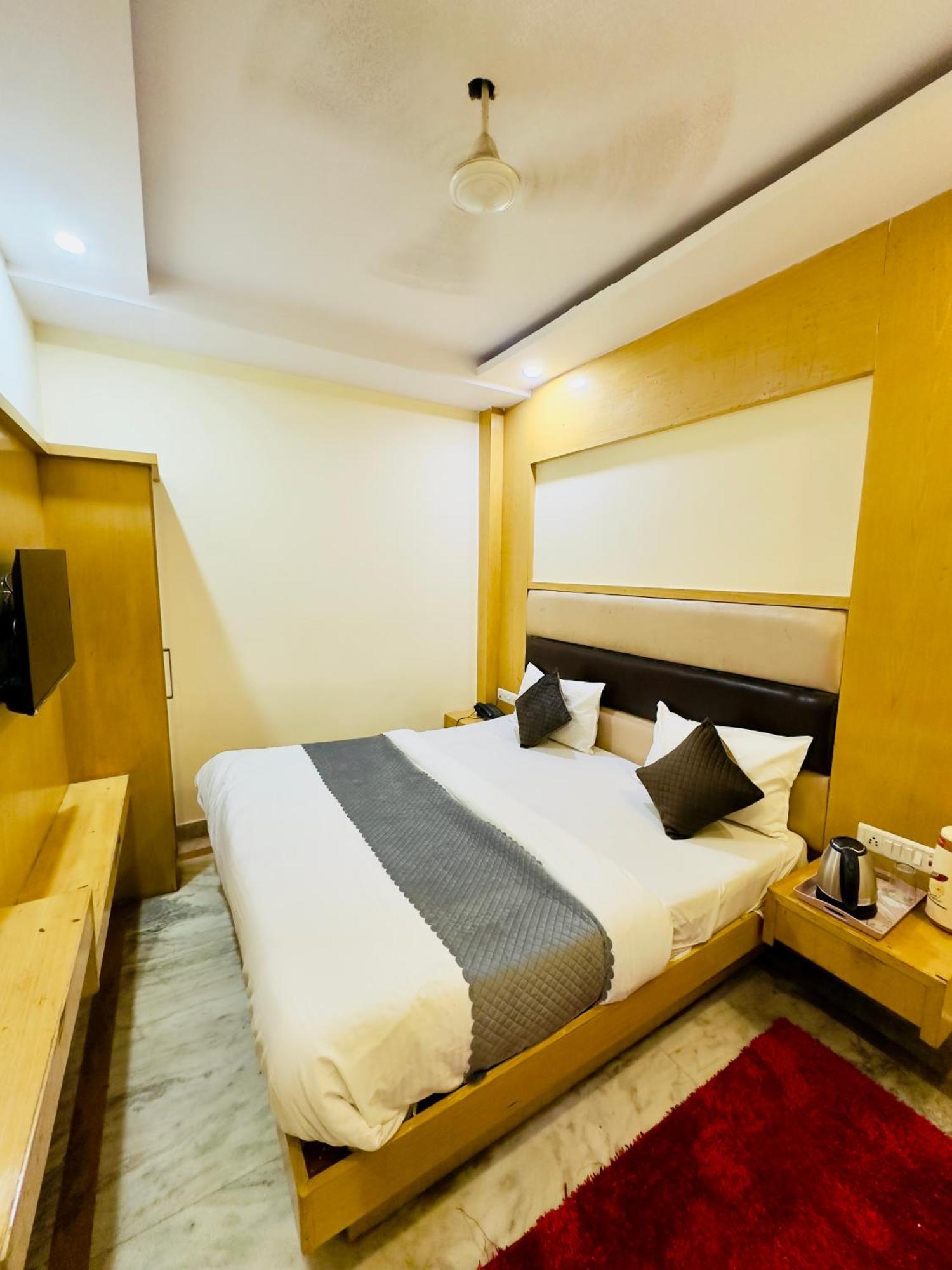 Bramhaputra Near Railway Station Hotel New Delhi