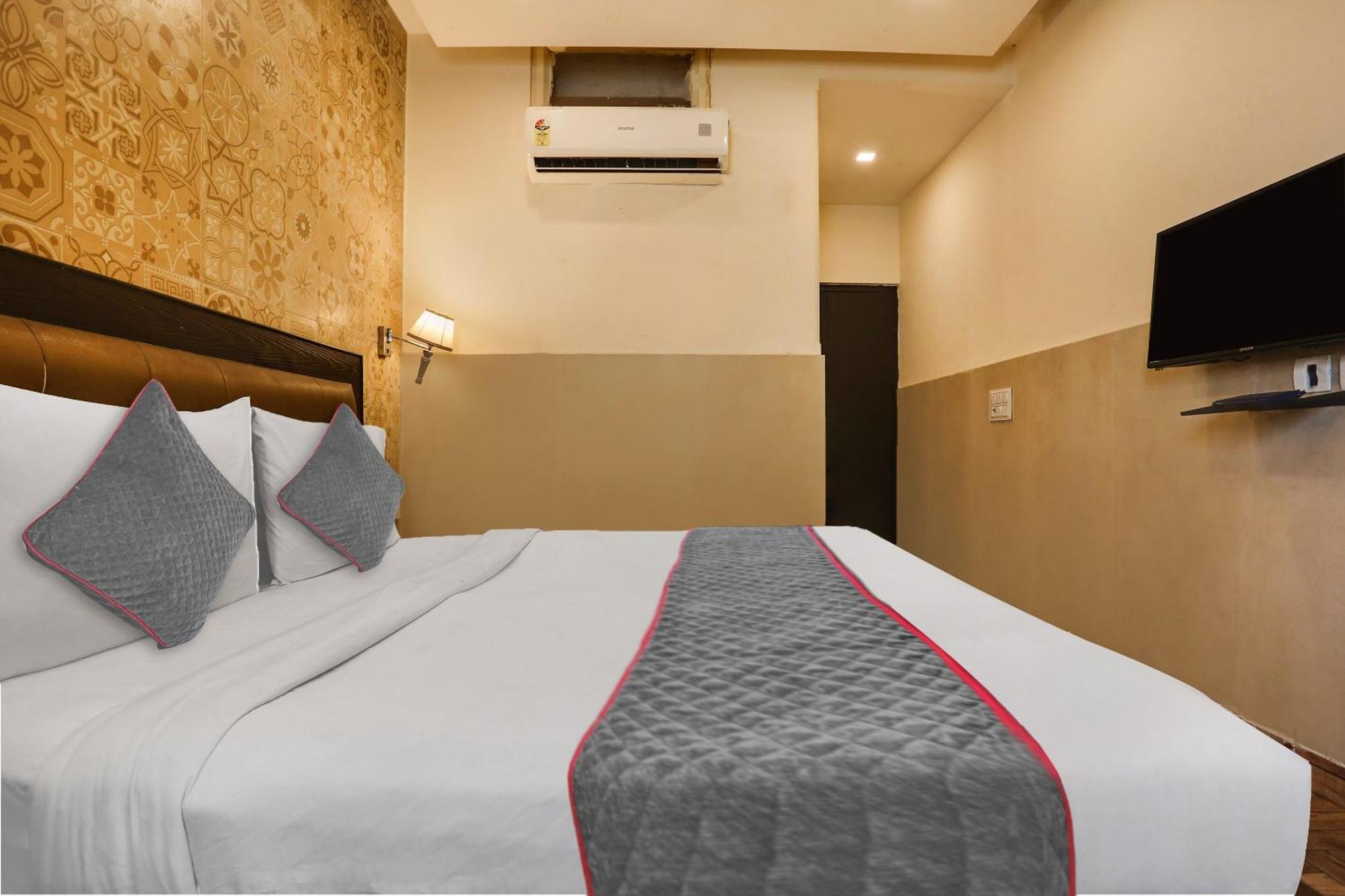Hotel Townhouse Gera's 4*
