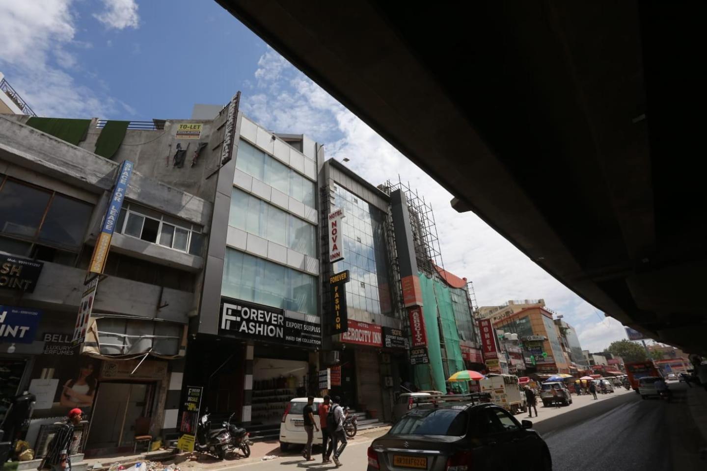 Hotel Nova Inn Delhi Airport Hotel New Delhi