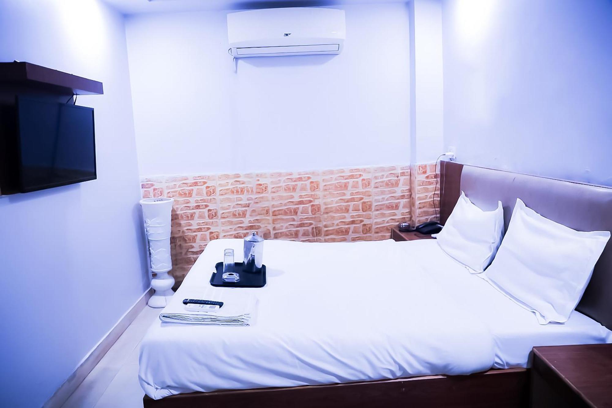 Hotel Star Near Laxmi Nagar New Delhi