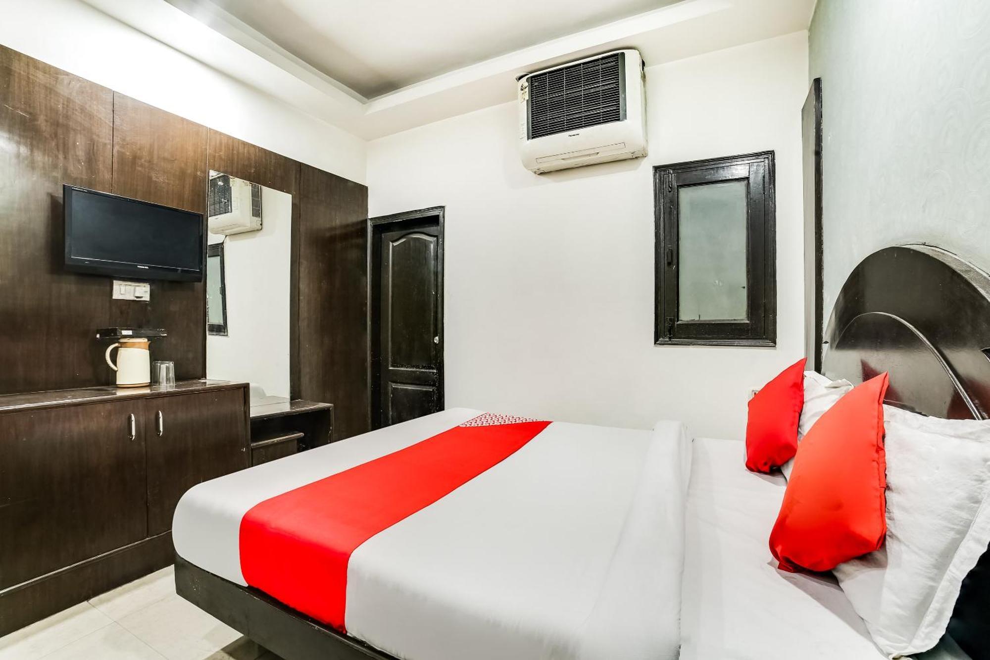 Oyo Geetanjali 3* New Delhi