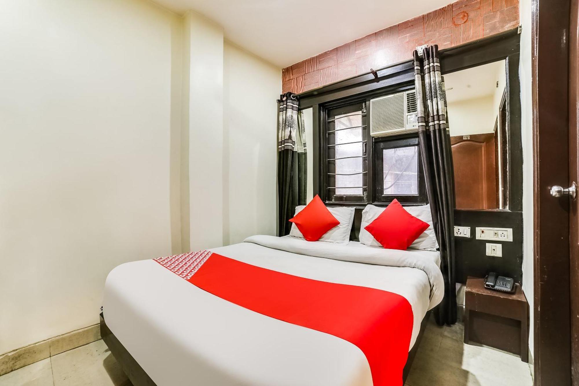 Hotel Oyo Geetanjali New Delhi
