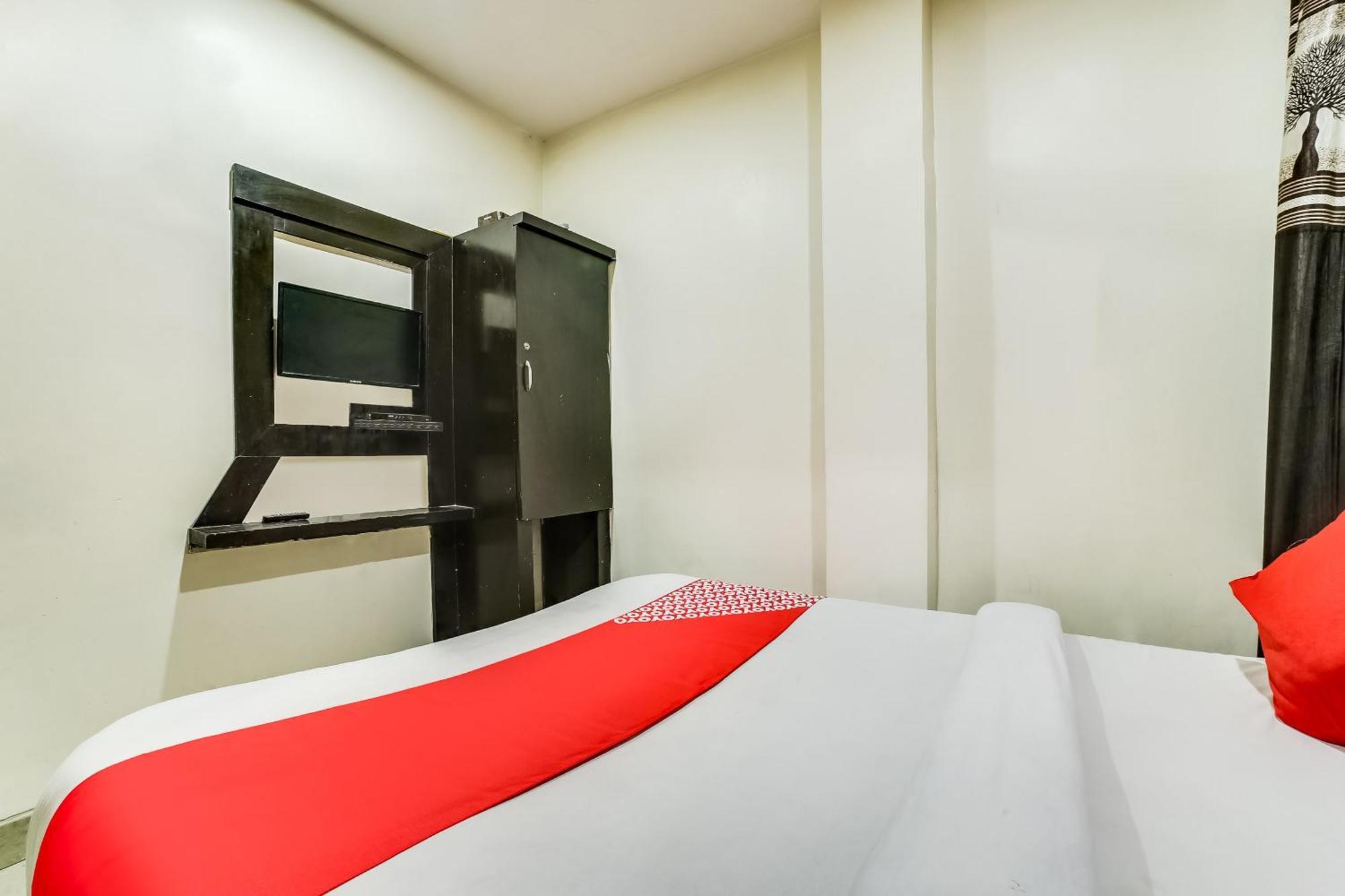 Oyo Geetanjali Hotel New Delhi