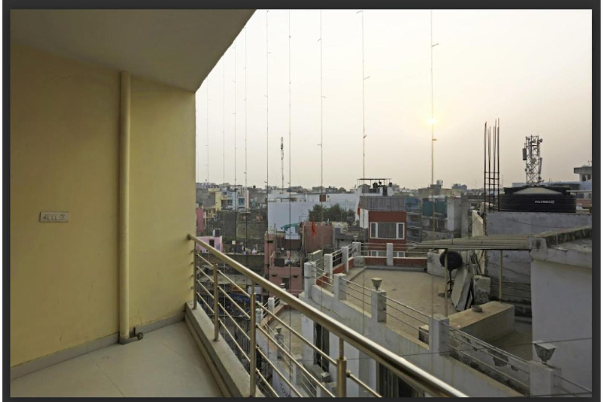 Hotel O Urban Wings 4*