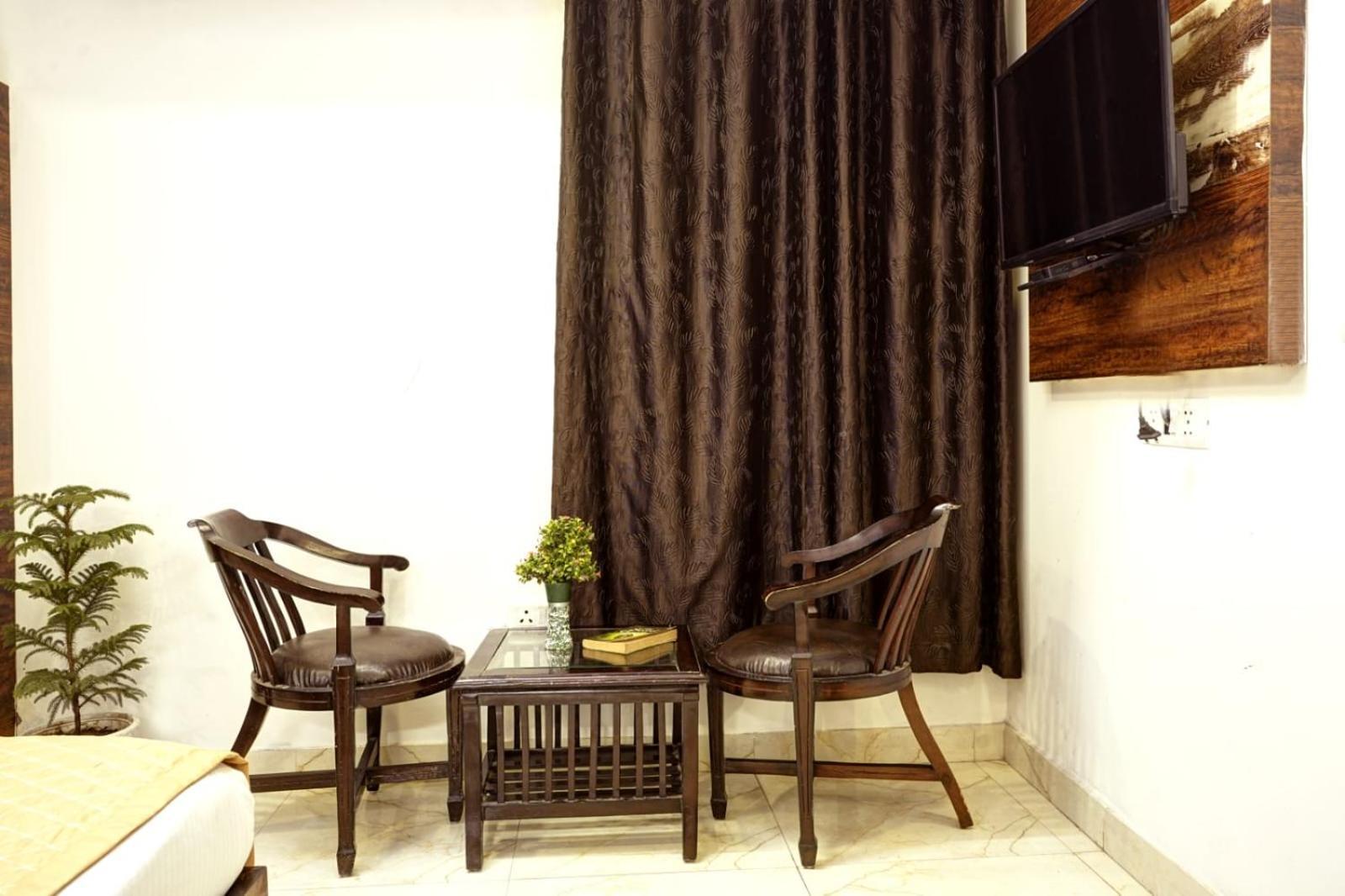 Aerotech Near Delhi Airport 3*