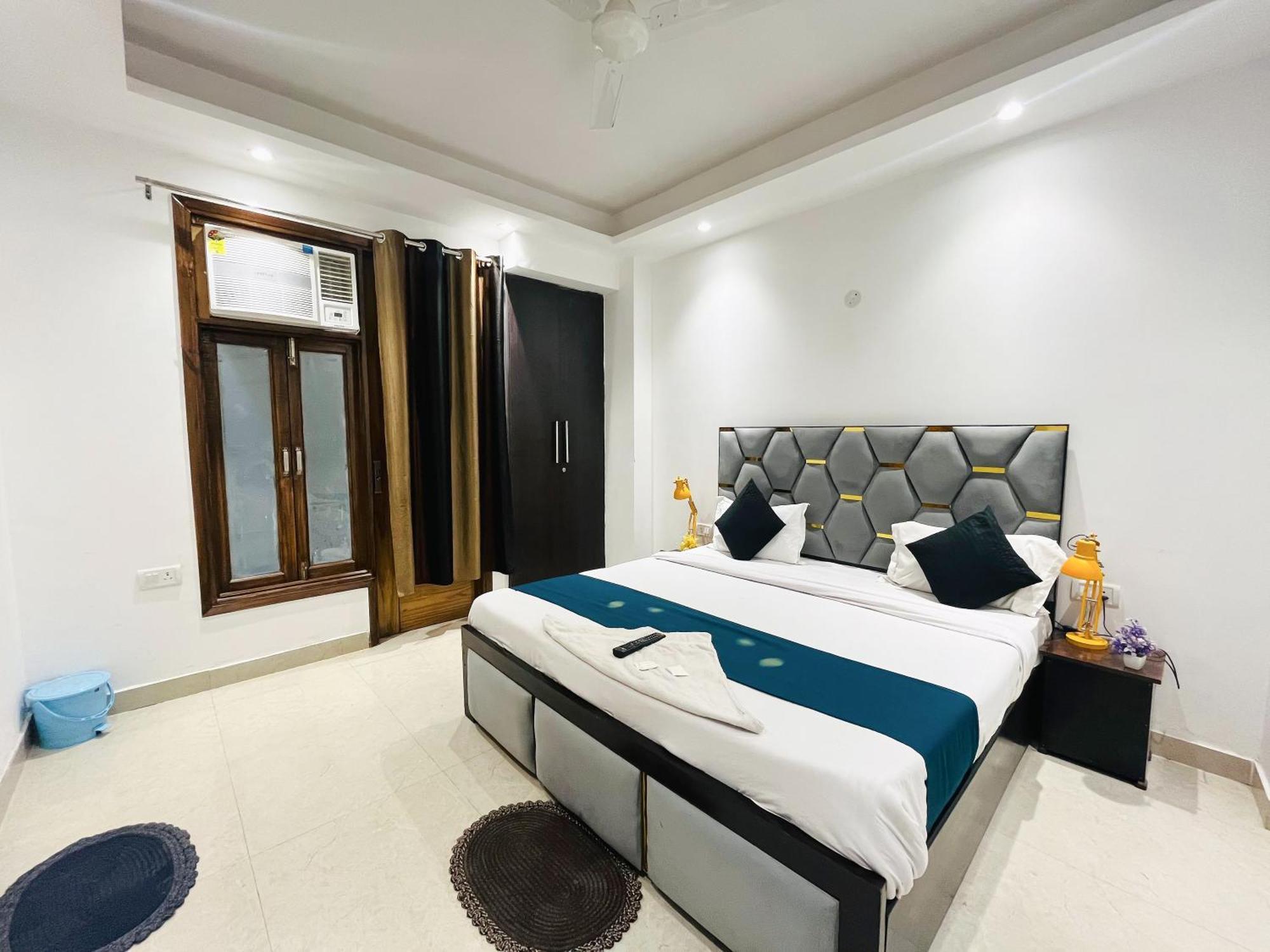 24 Malviya Nagar Bed & Breakfast 3*