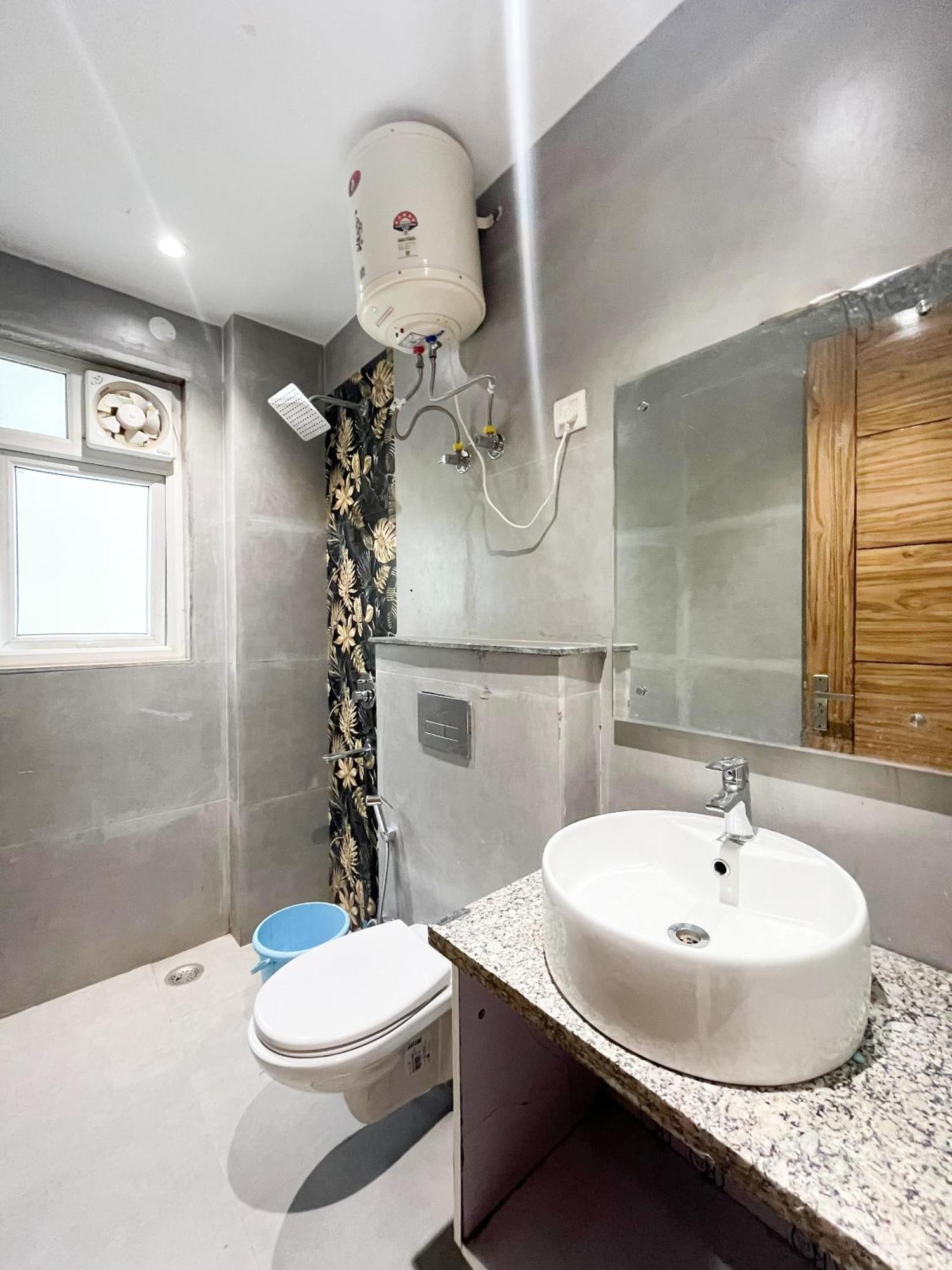 24 Malviya Nagar Bed & Breakfast