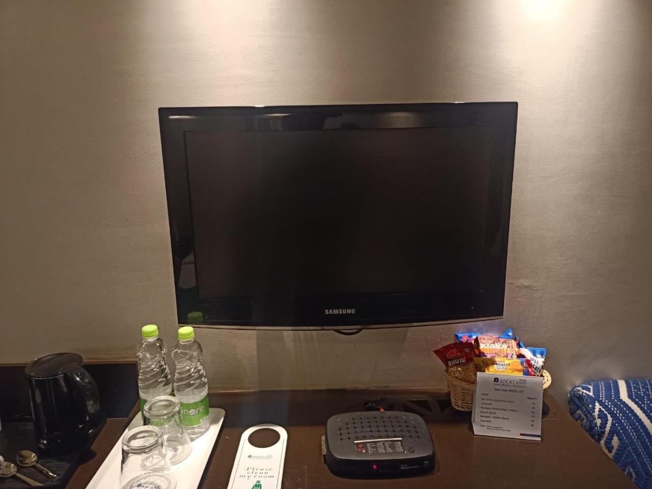 Hotel Rockland Hotel, C.r Park New Delhi