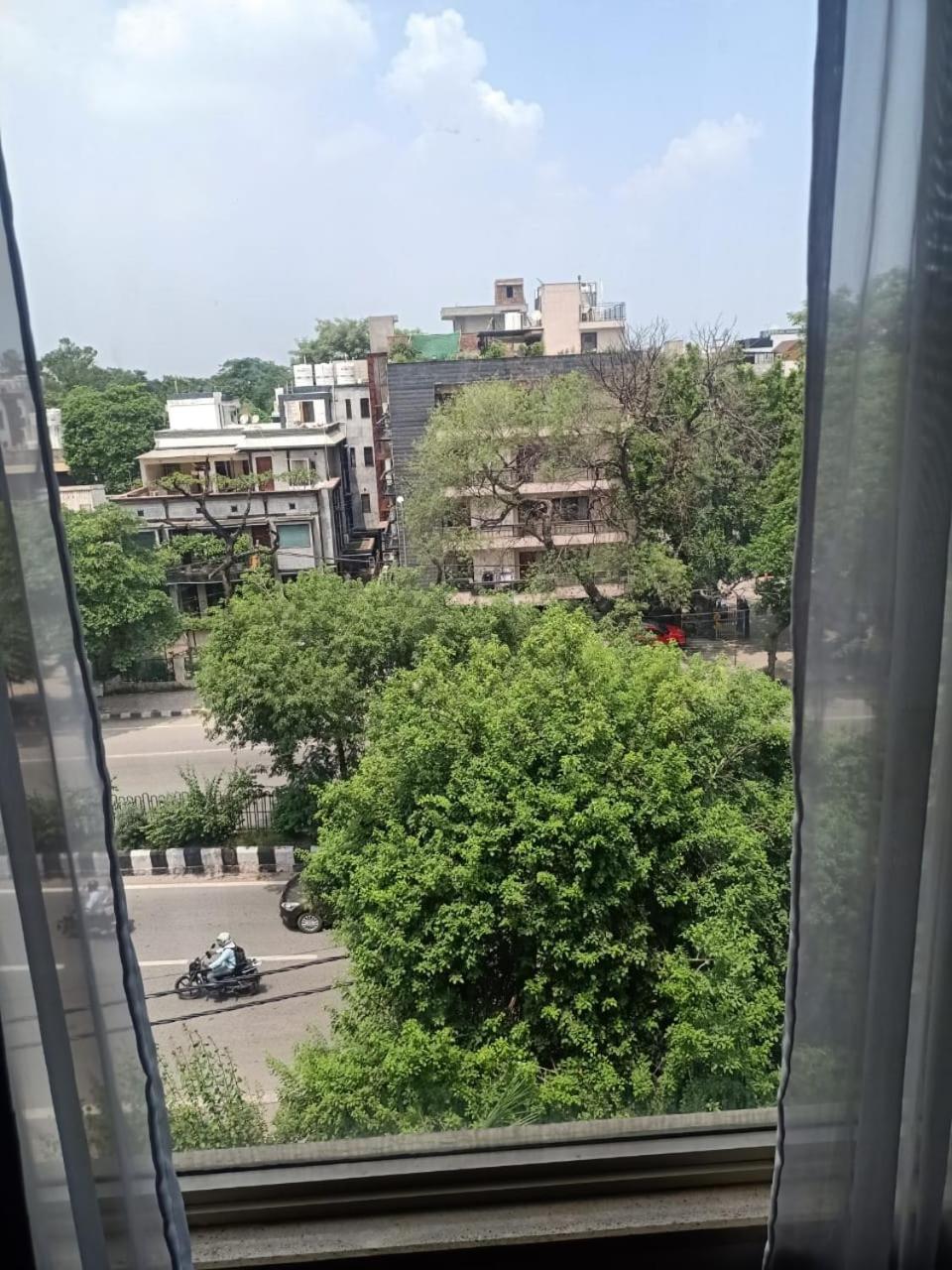 Hotel Rockland Hotel, C.r Park New Delhi