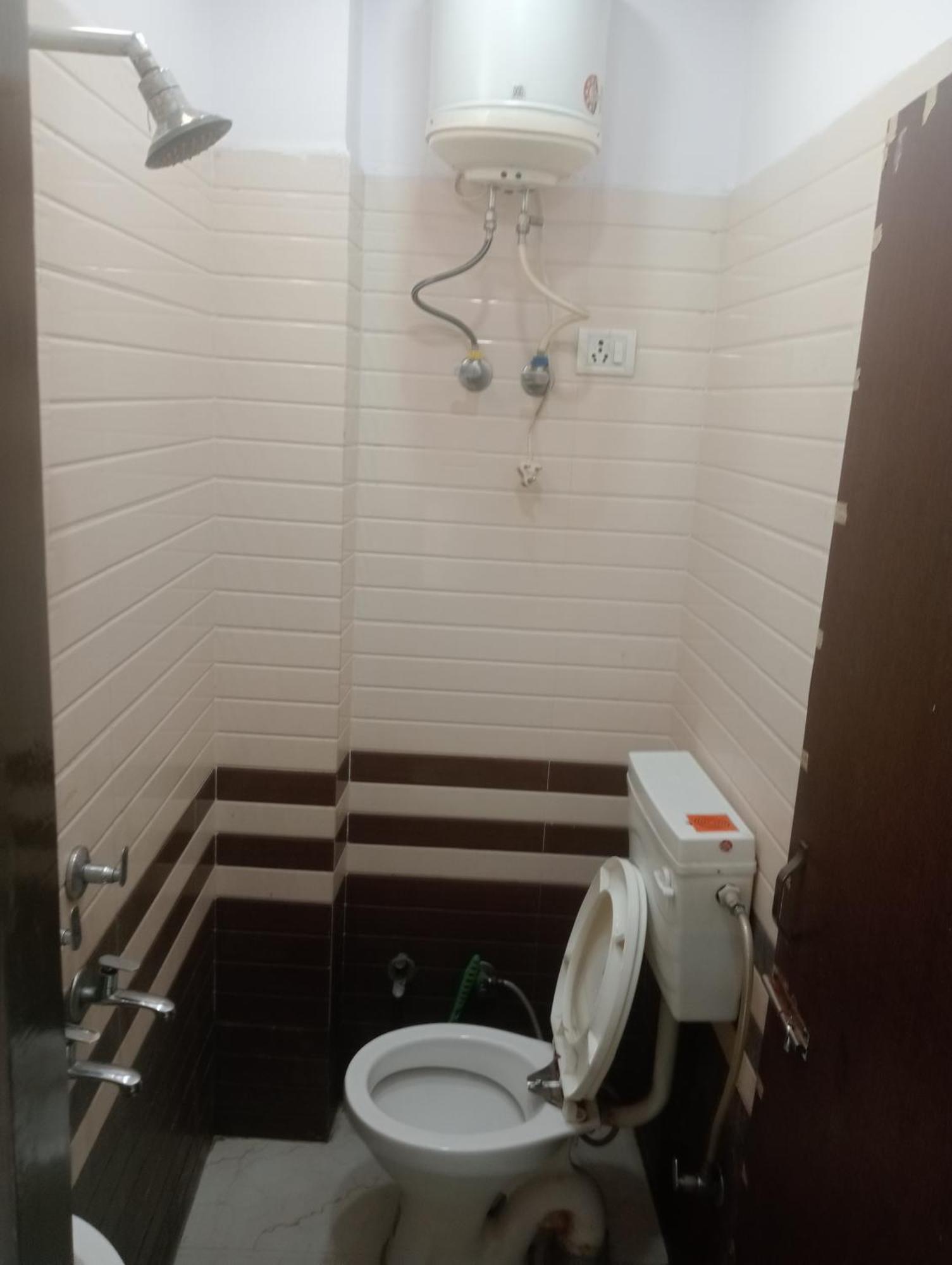 Ever Green Travel & Pg Guest house 2*