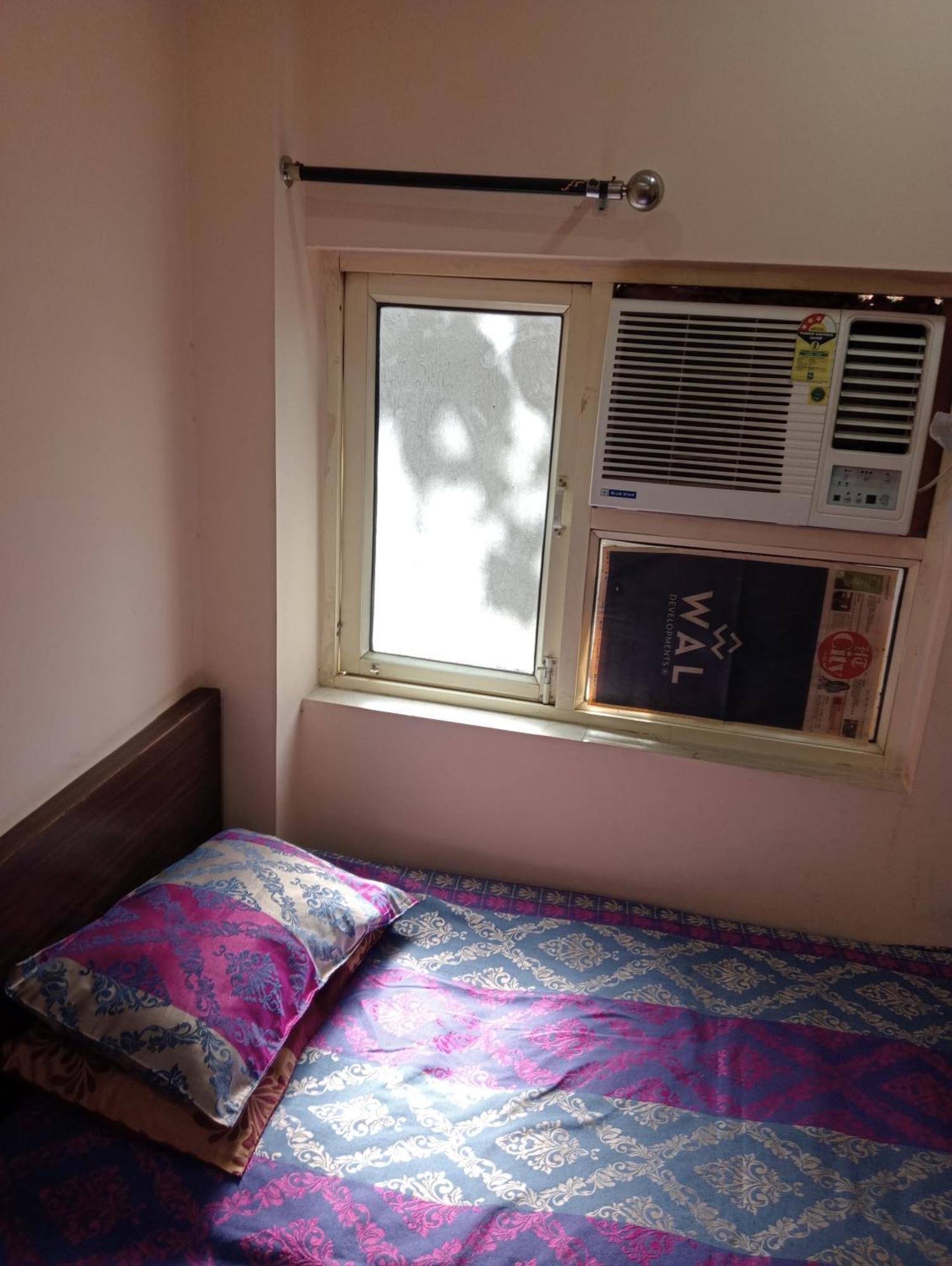Guest house Ever Green Travel & Pg New Delhi
