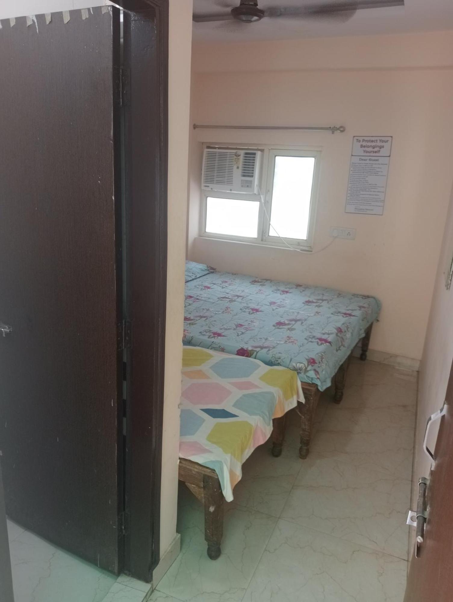 Ever Green Travel & Pg Guest house 2*
