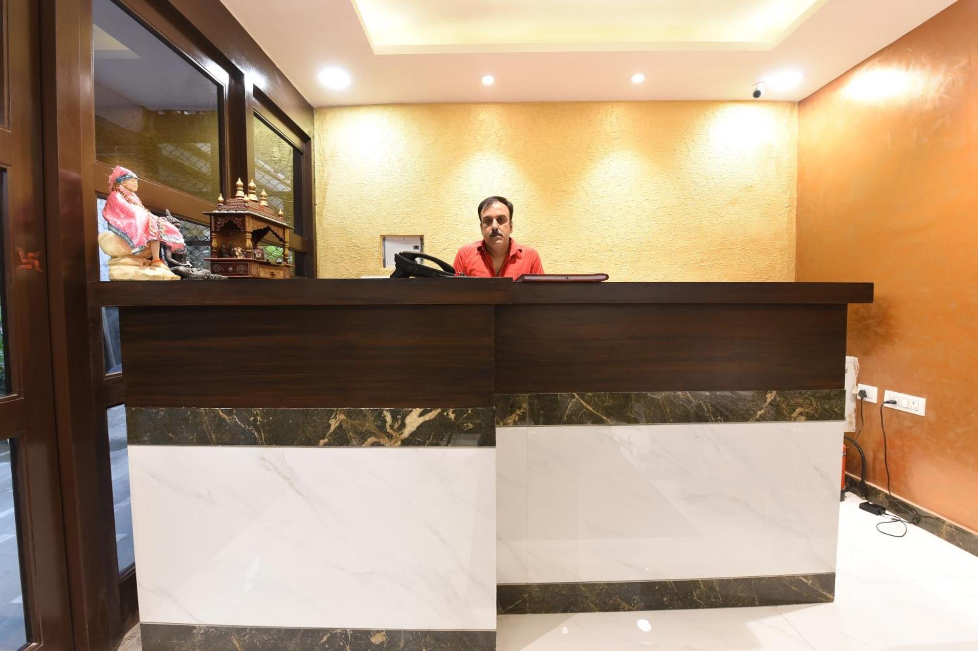 Fabhotel Under Bridge New Delhi