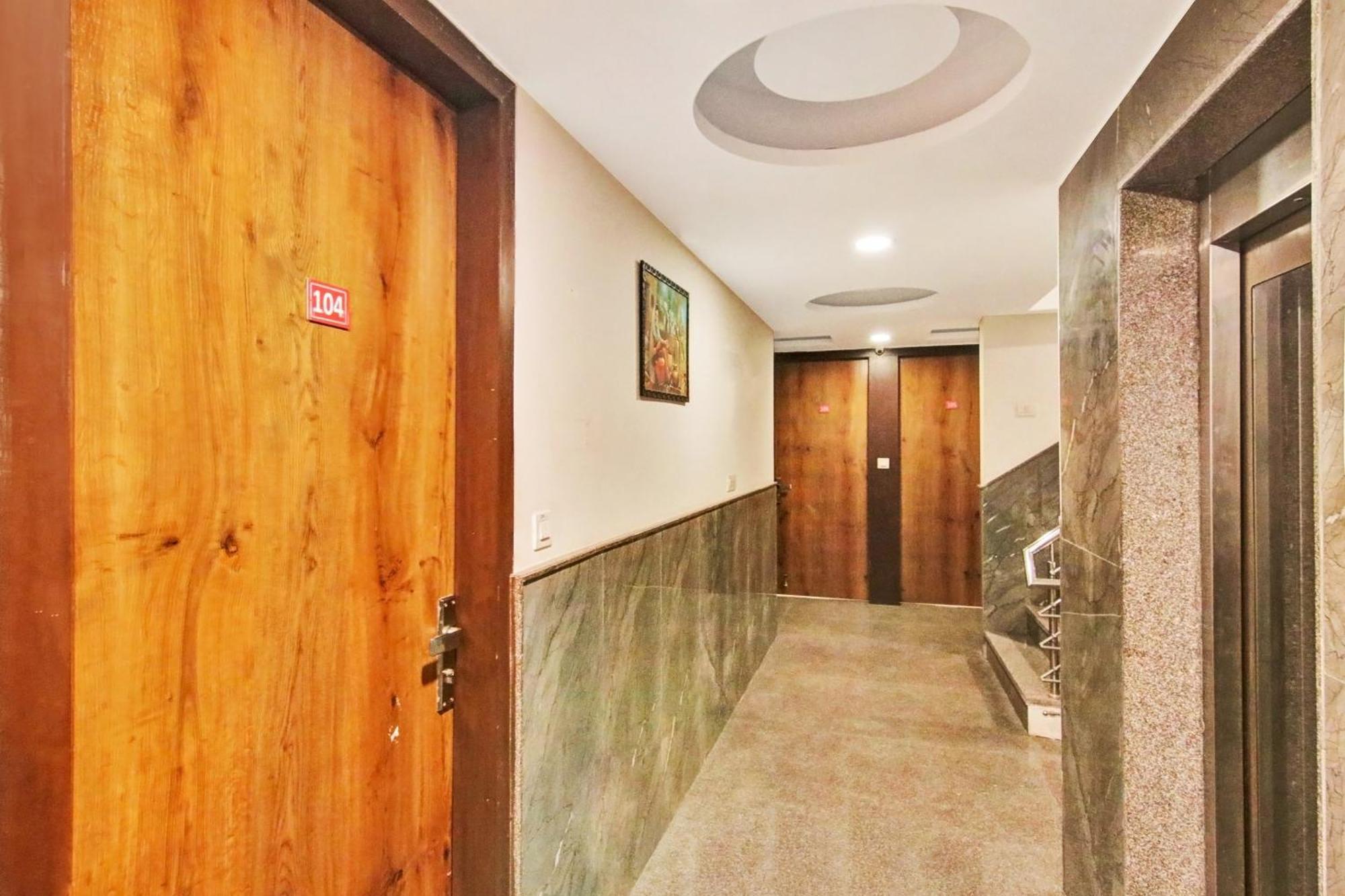 O Avi Hotel 4*