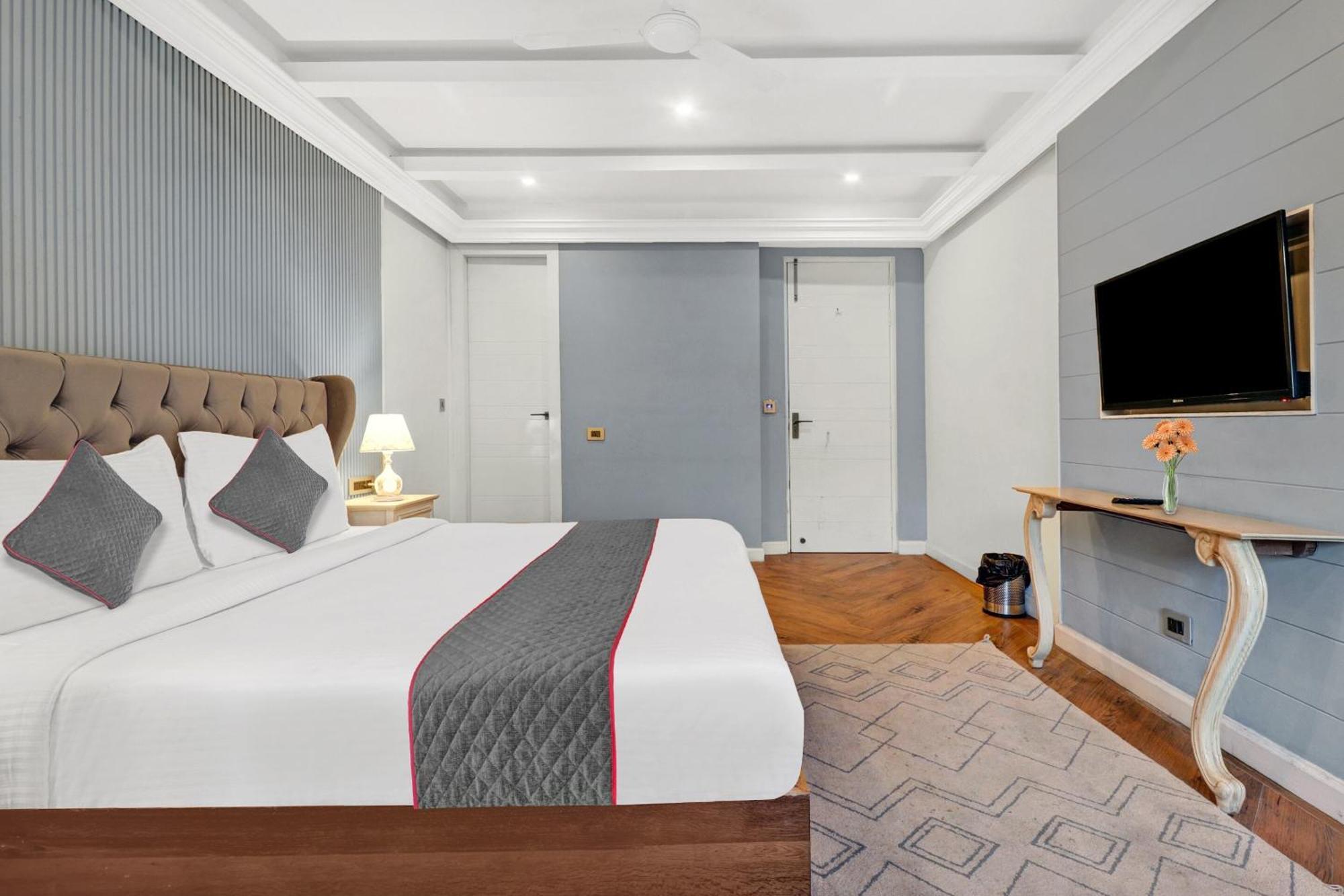 Grand Near Delhi Igi Airport New Delhi