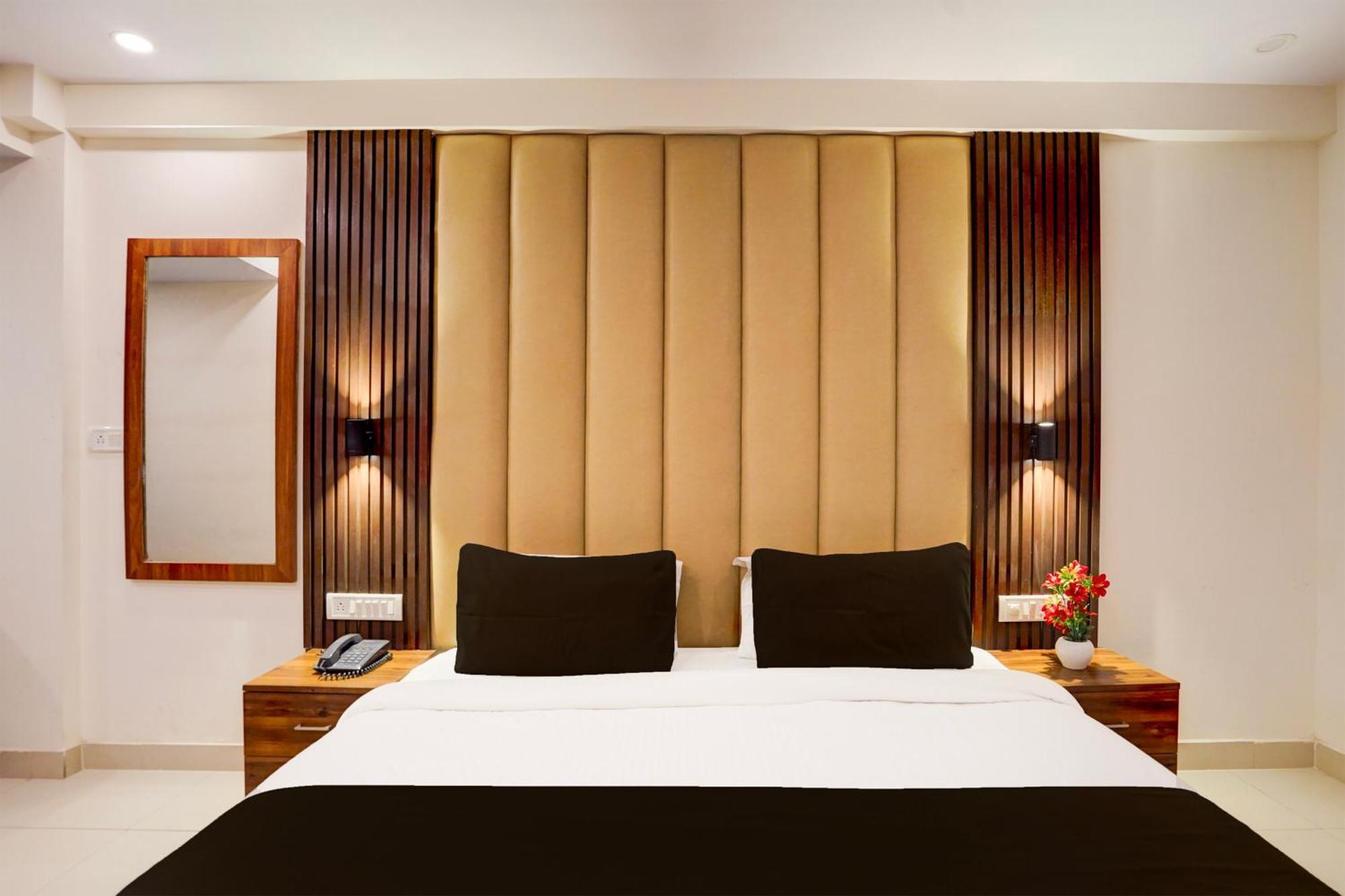 Hotel Seven Near Delhi Airport New Delhi