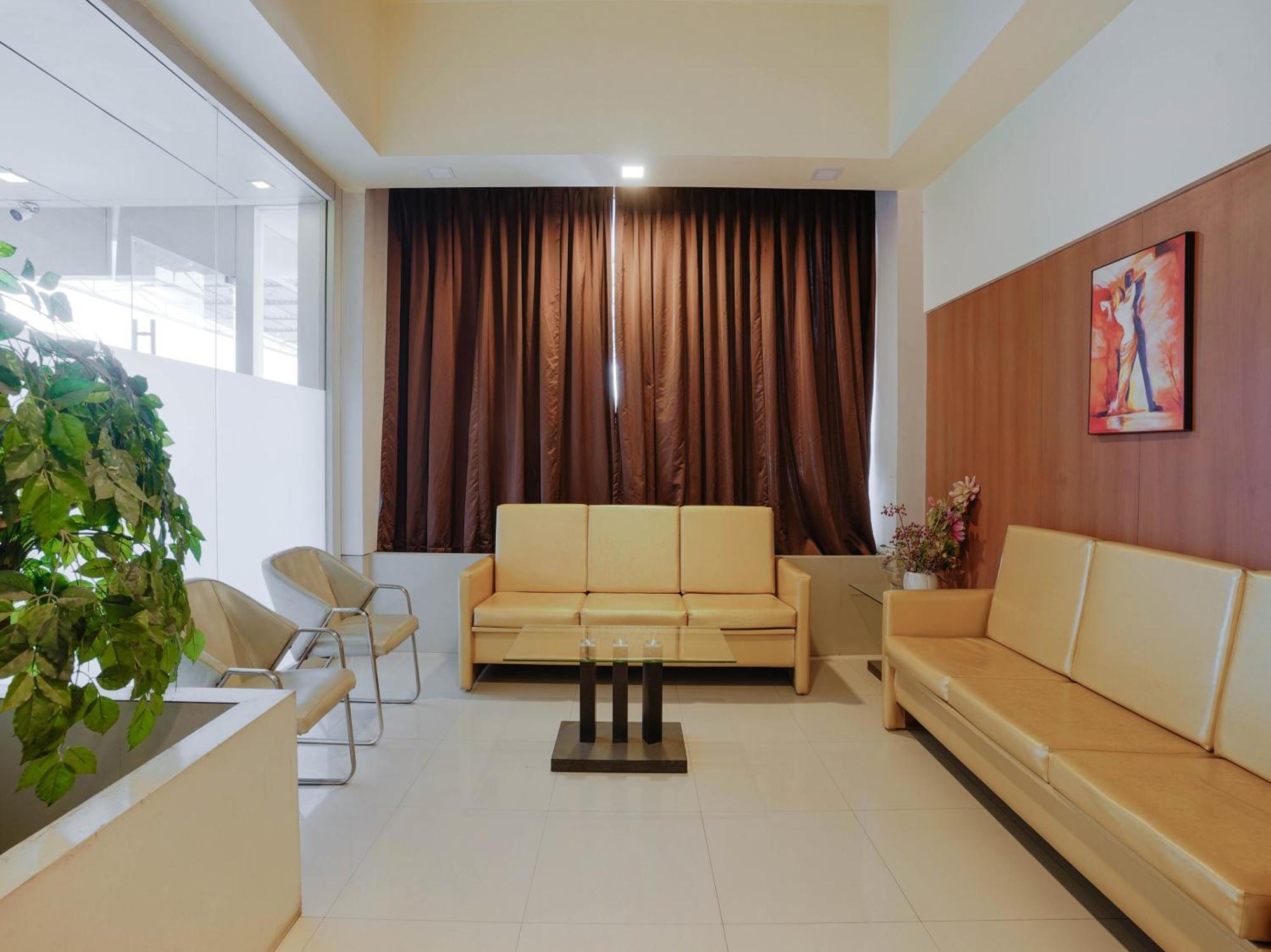 Krone Plaza Igi Airport Delhi Hotel 4*