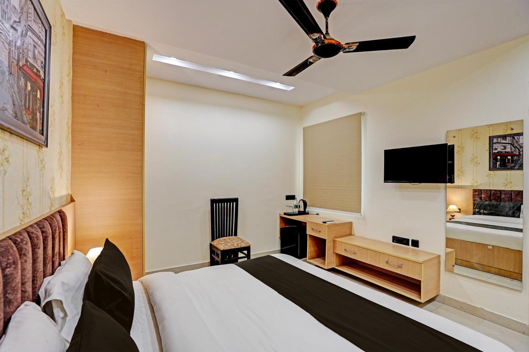 Hotel Krone Plaza Igi Airport Delhi 4*