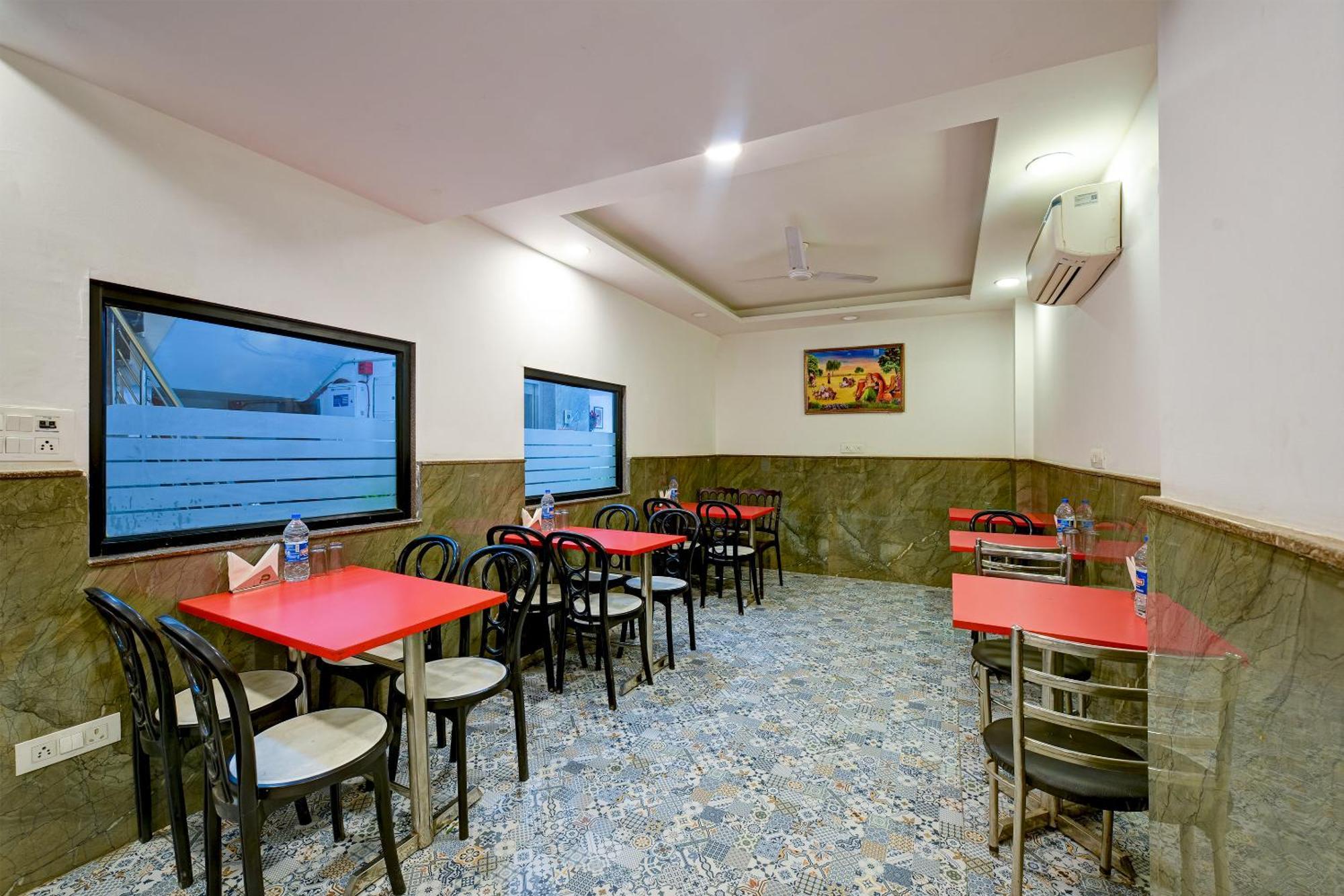 Glory The By Igi Airport 4*