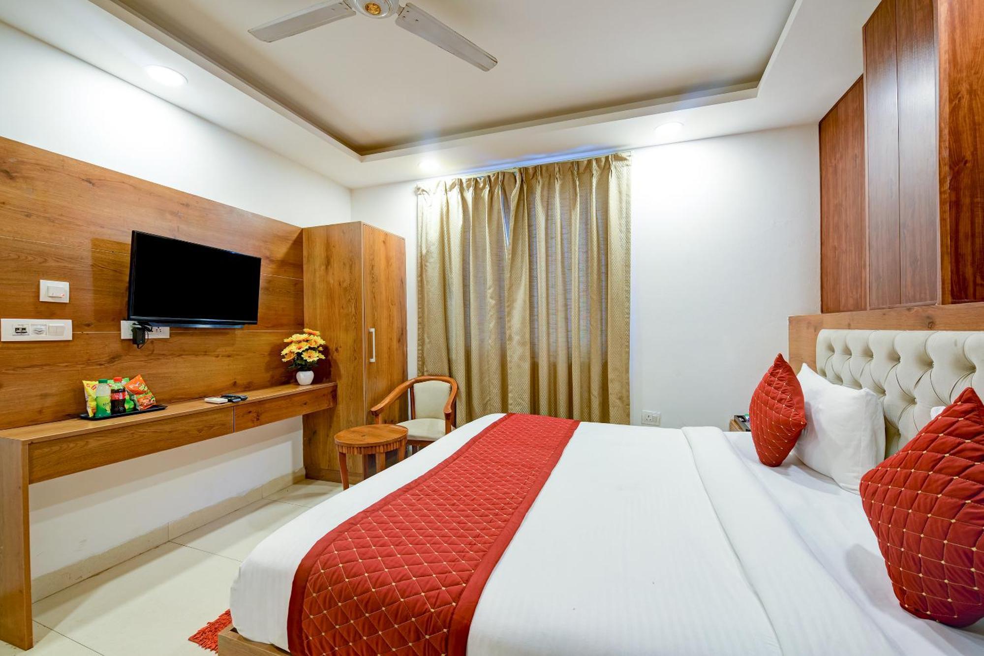 Glory The By Igi Airport 4*