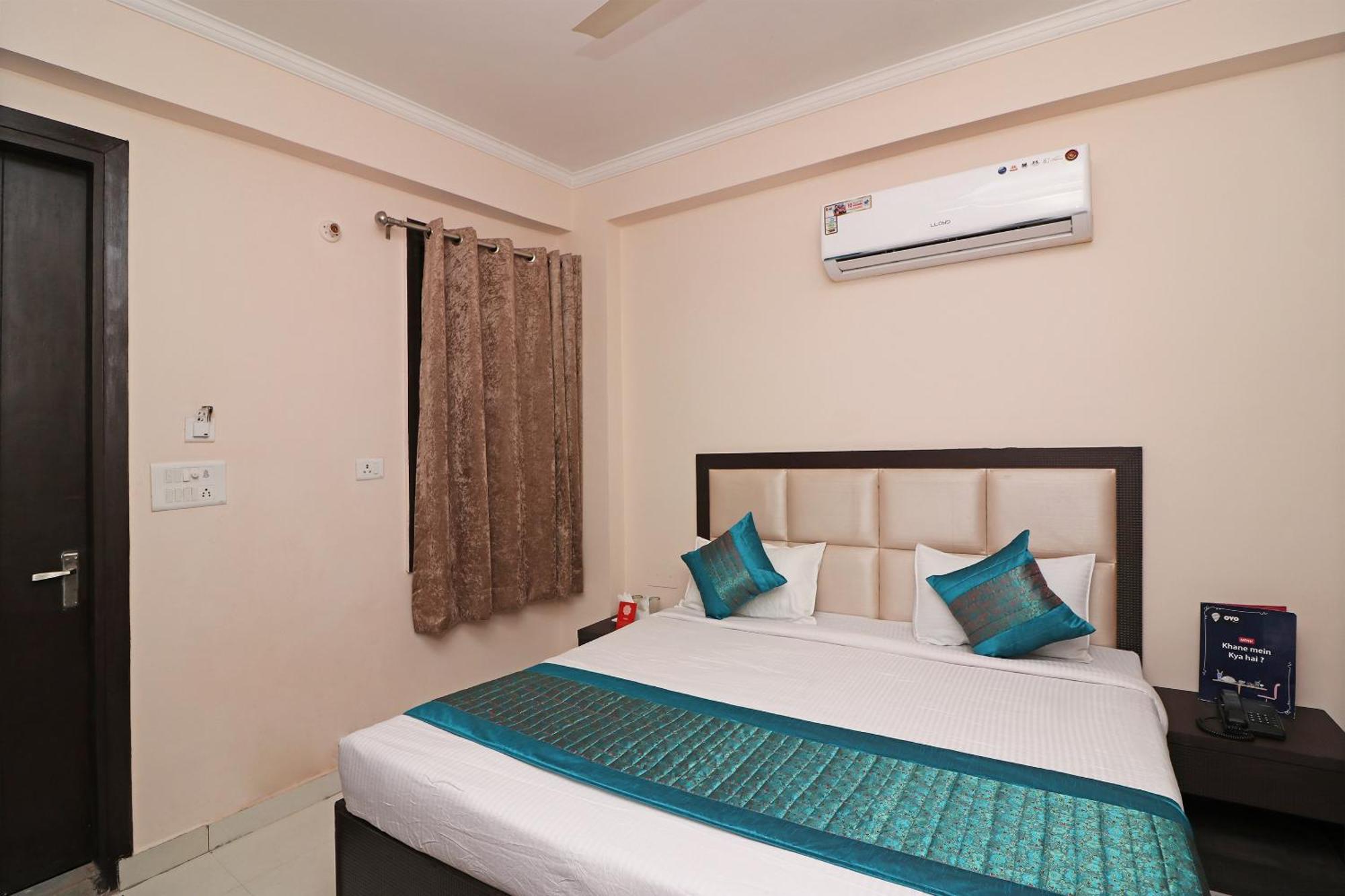 Hotel O Avalon Palace 3*