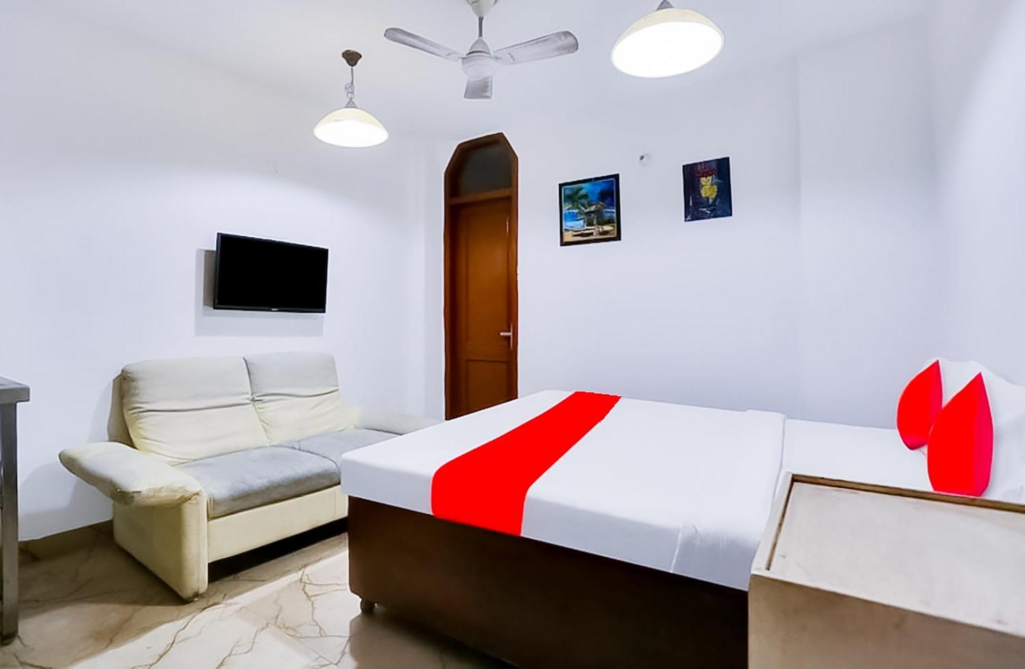 T-49 Hauz Khas By Roomshala Hotel 3*