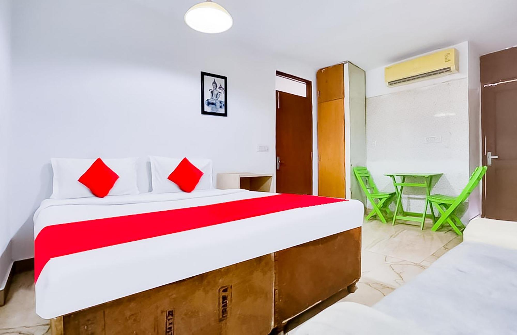 Hauz Khas Villa Near Miabella Cafe 3* New Delhi