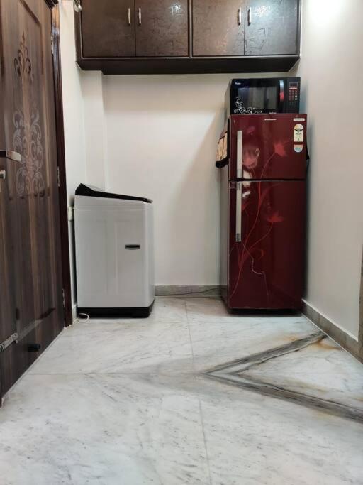 Hidden Gem 1bhk Packed With Aminity Apartment *