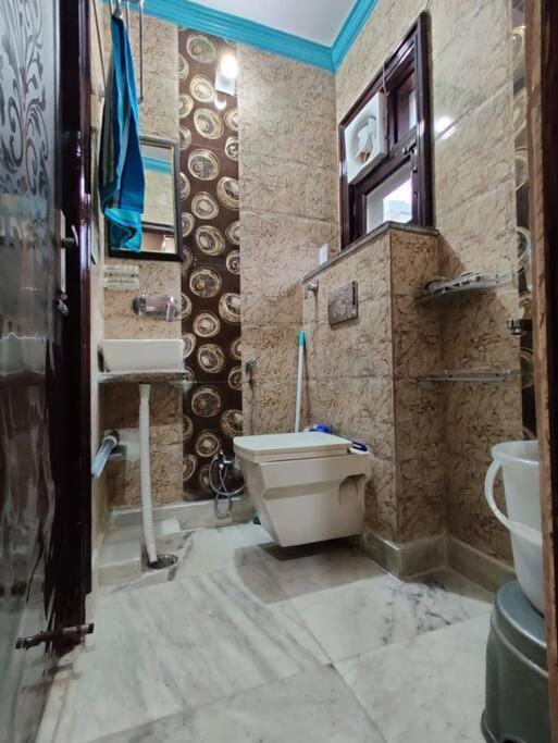 Hidden Gem 1bhk Packed With Aminity *