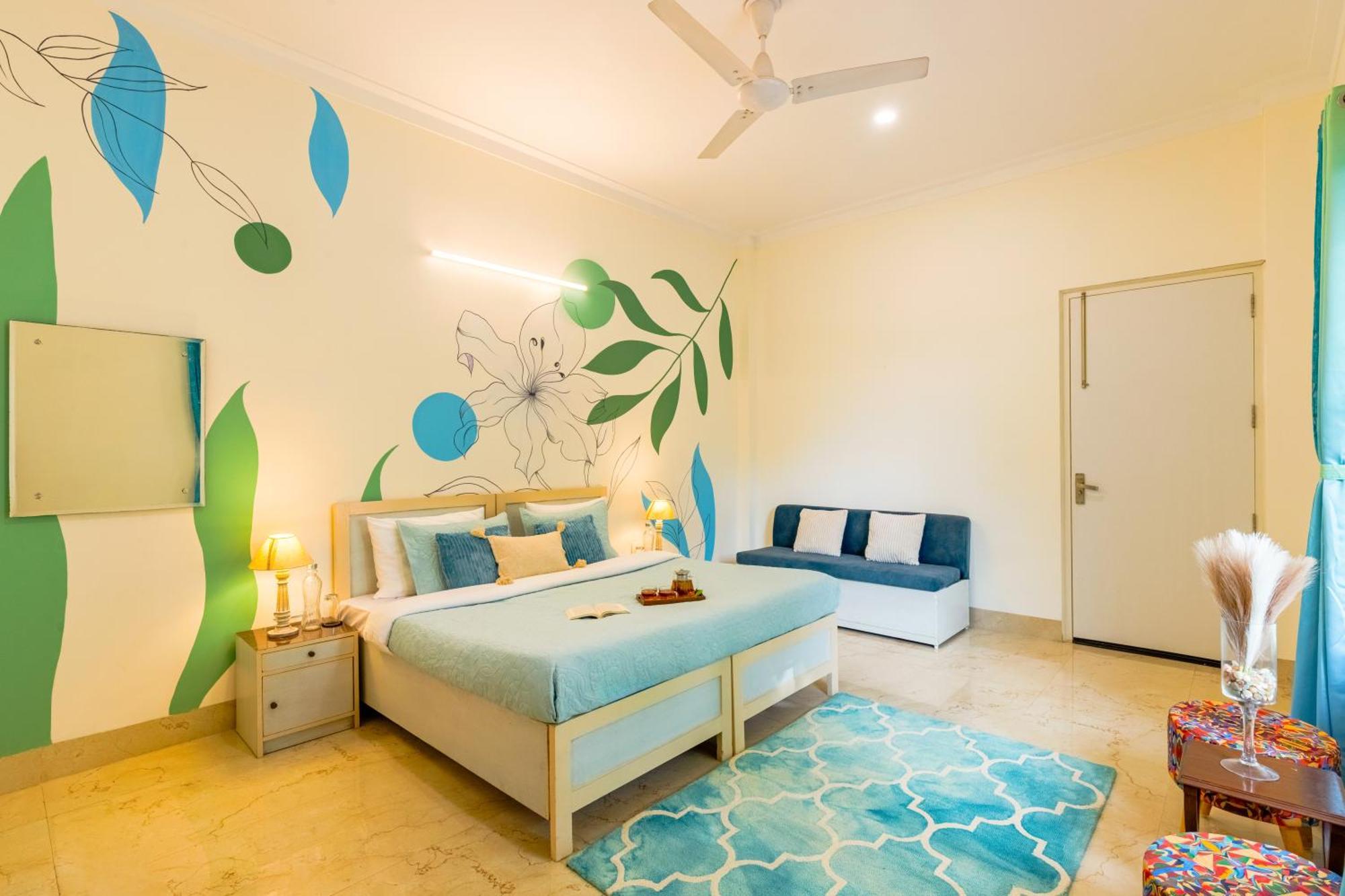 Alaya 3 Bhk Pet Friendly With Pvt Pool - Daffodil New Delhi