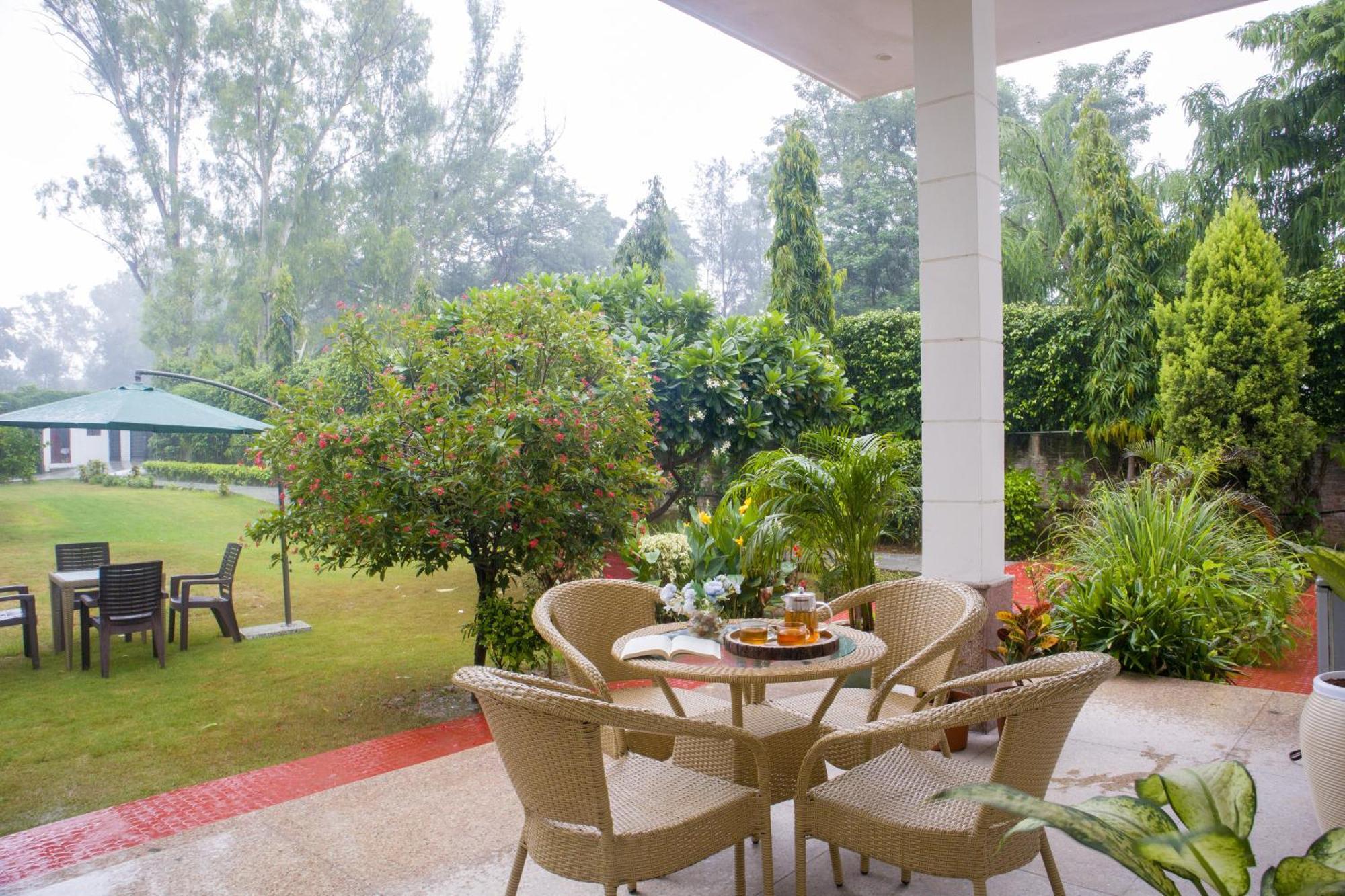 Alaya 3 Bhk Pet Friendly With Pvt Pool - Daffodil *