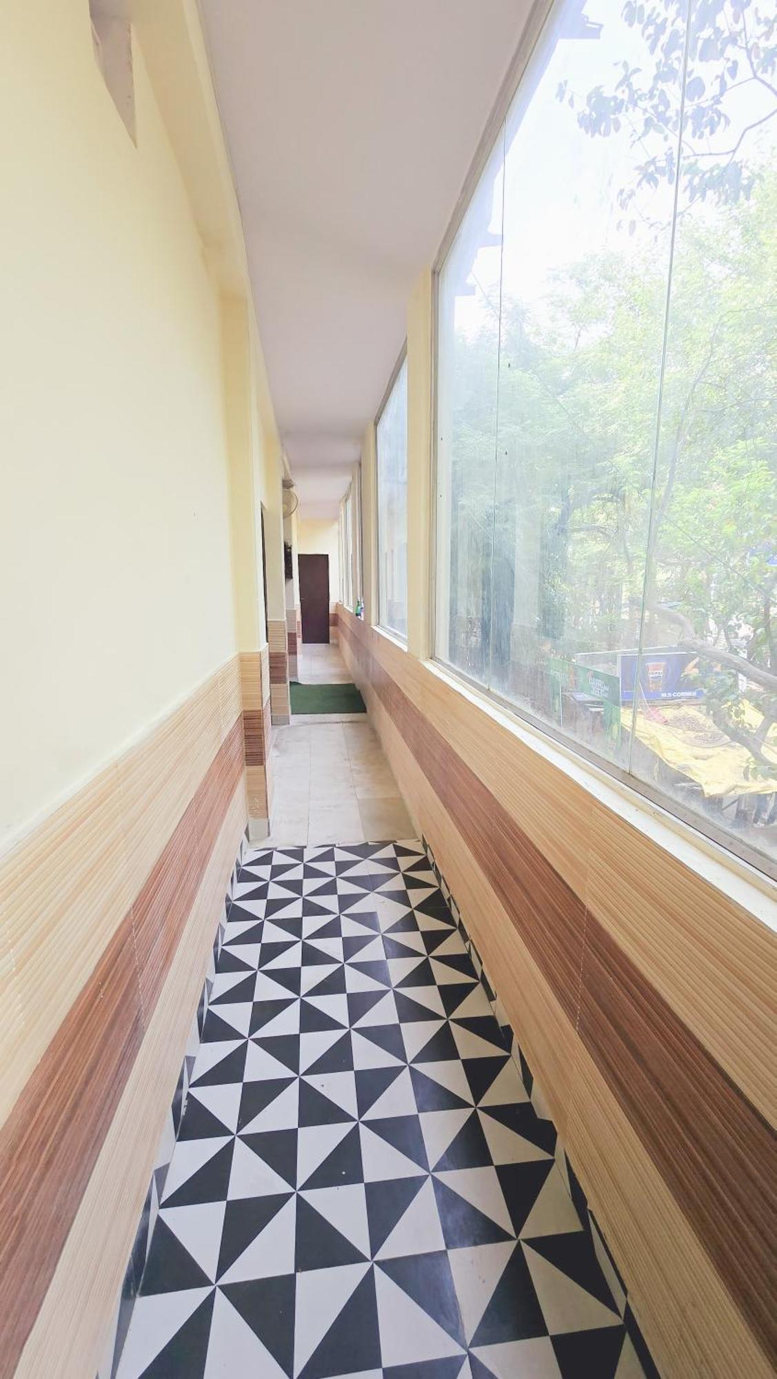 Commodo Near Durgabai Deshmukh Hotel