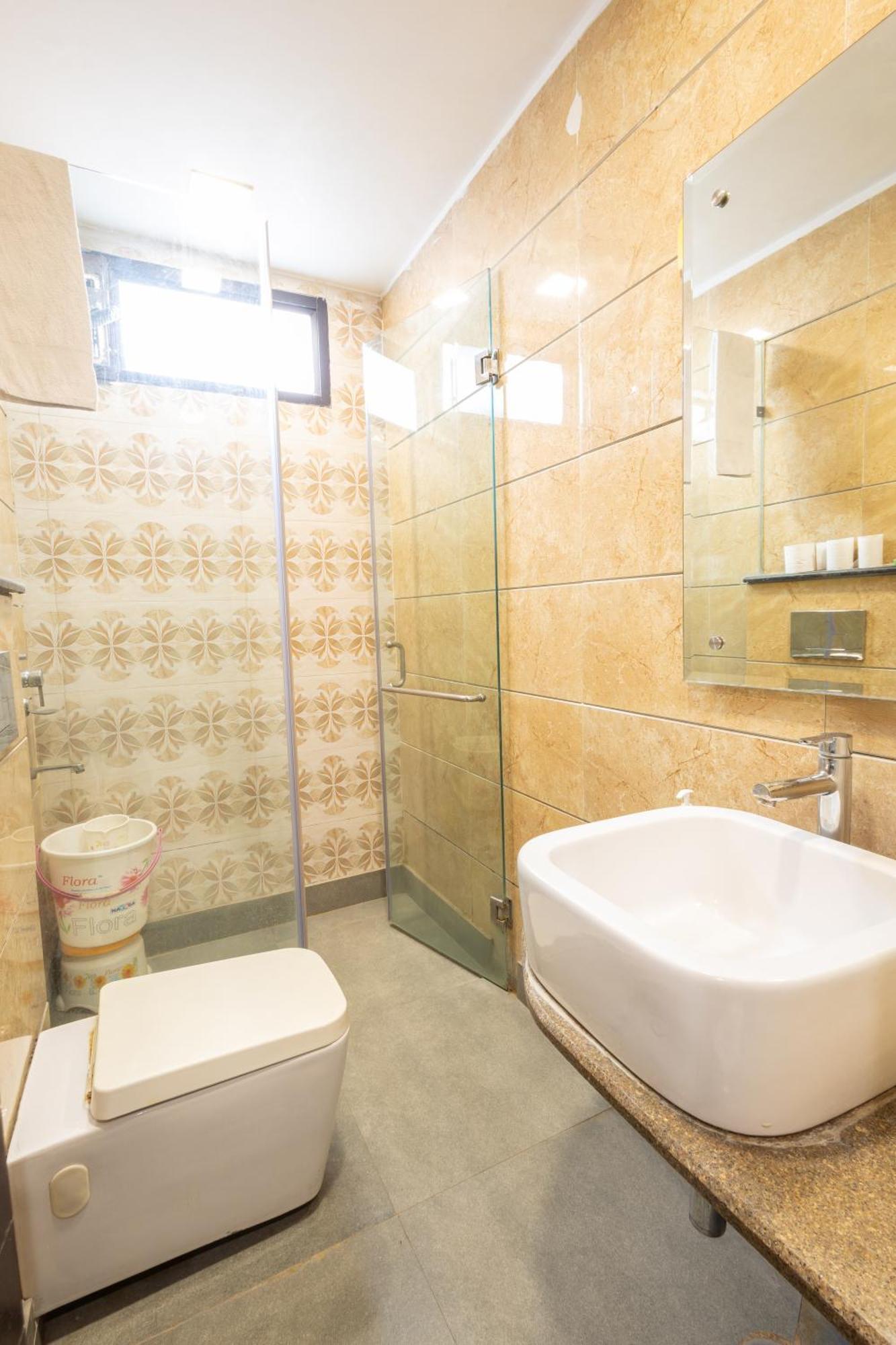 Gold Souk - Karol Bagh Hotel