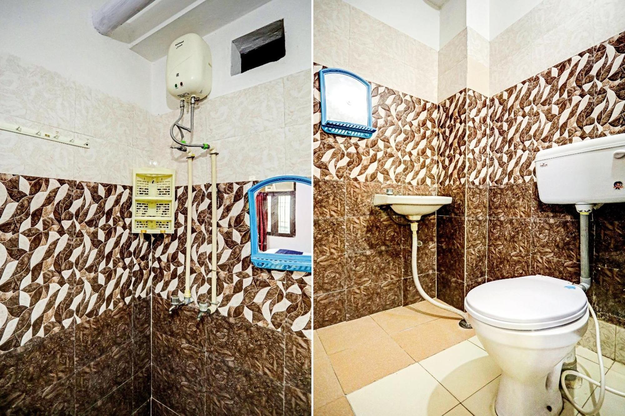 Spot On Raj Vip Near Worlds Of Wonder Hotel Kalkaji Devi