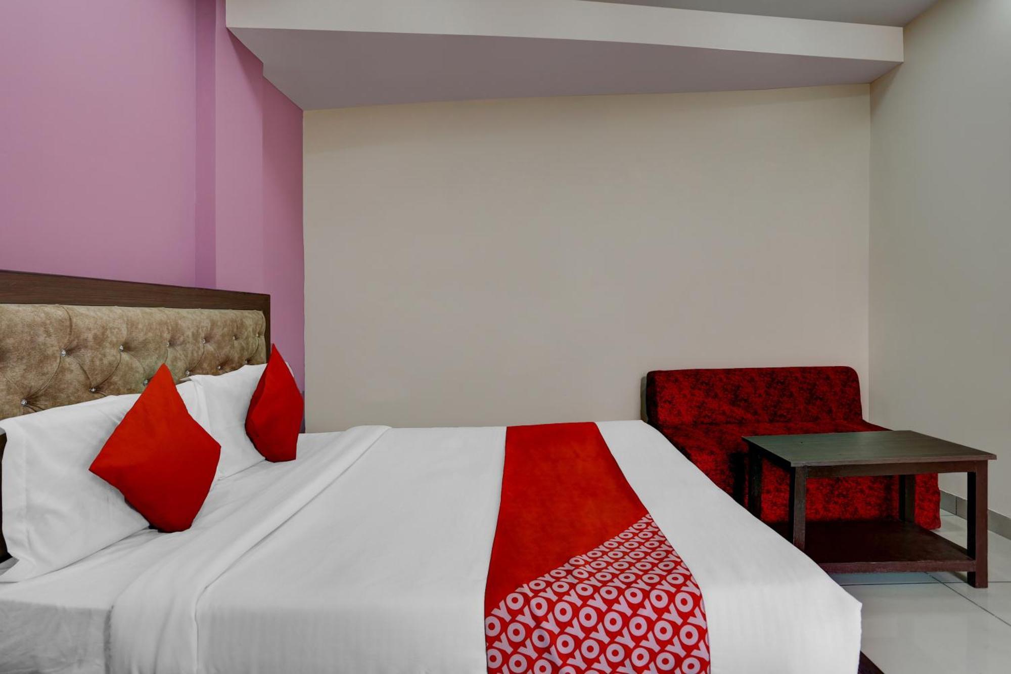Hotel O The Paradise New Delhi