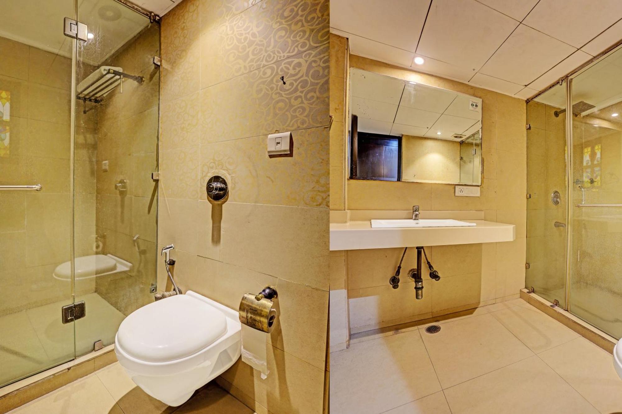 Hotel Townhouse The Royce New Friends Colony 4*