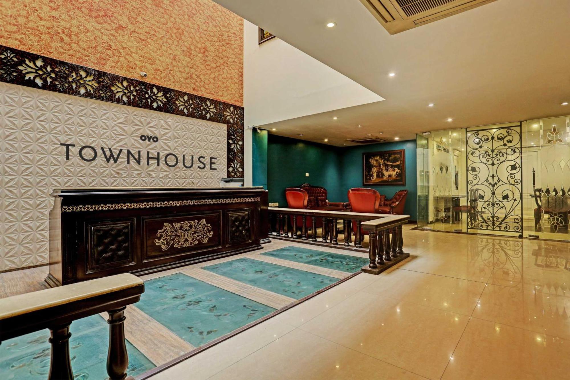 Townhouse The Royce New Friends Colony New Delhi