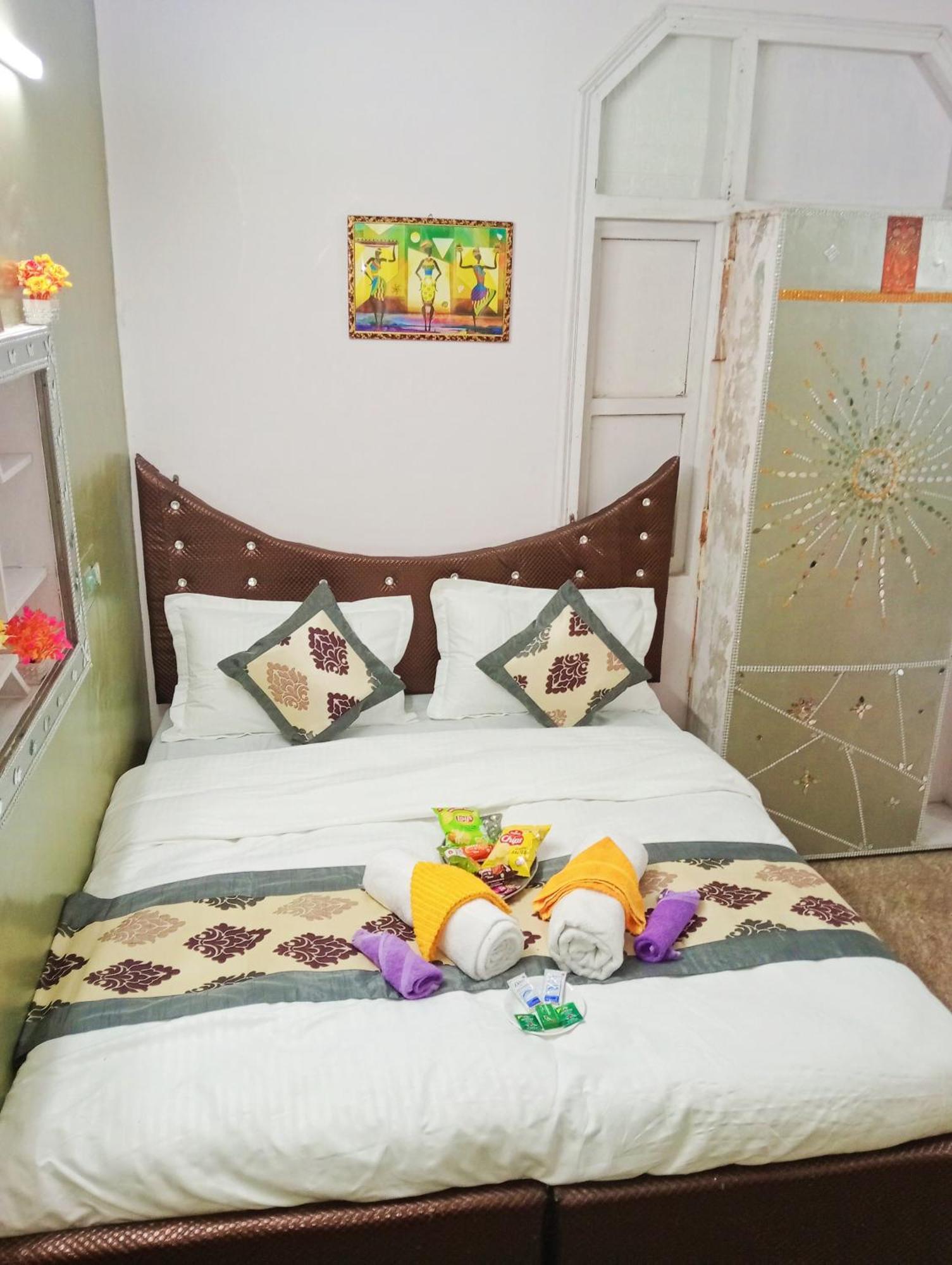 Hotel Shri Krishna New Delhi