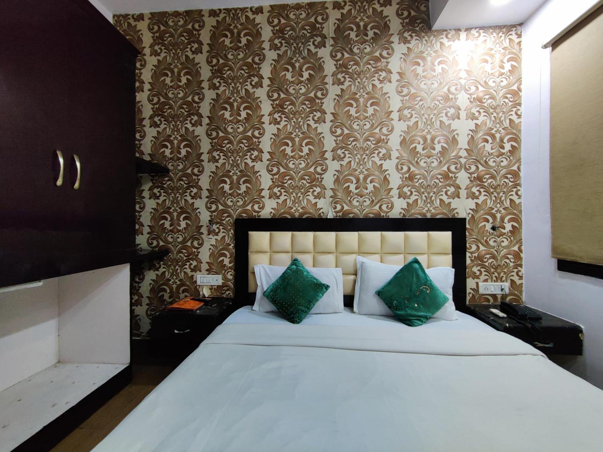 Asko International-karol Bagh Hotel