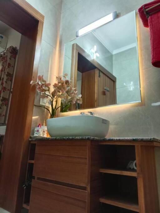 Apartment A Luxury Abode In The Heart Of South Delhi!