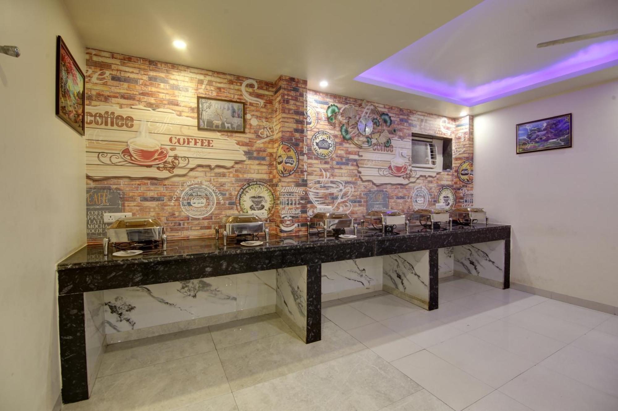 Smart Signature Delhi Airport New Delhi