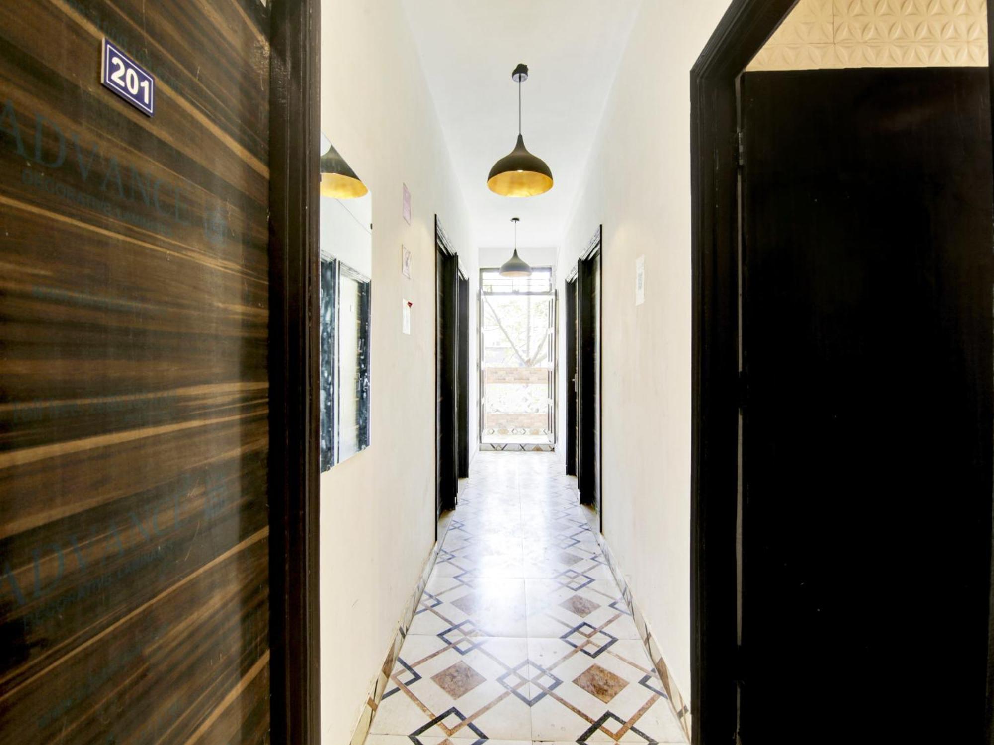 O Kailash Hotel