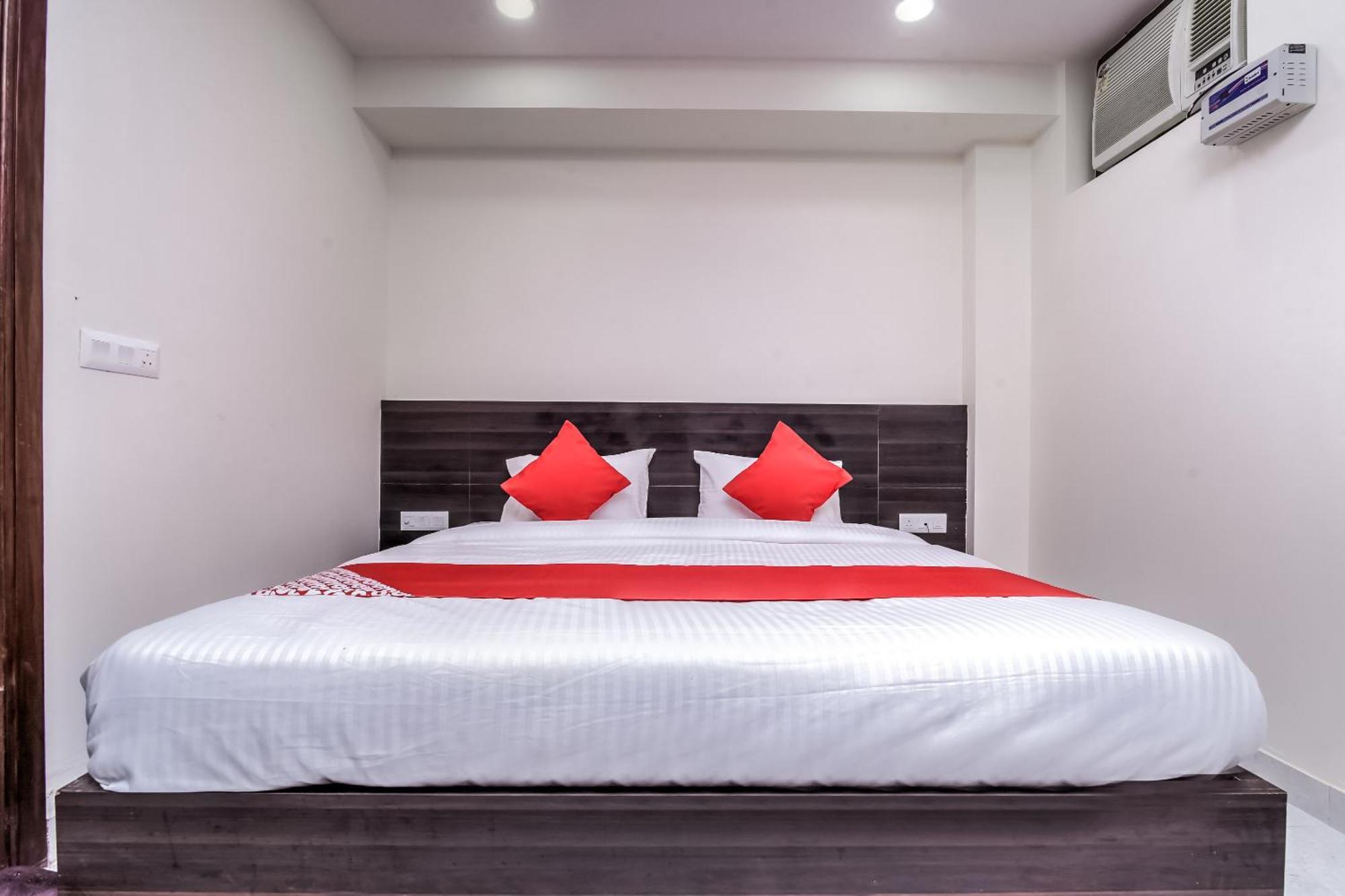 Aerostar Gold - Opposite Max Healthcare Hotel