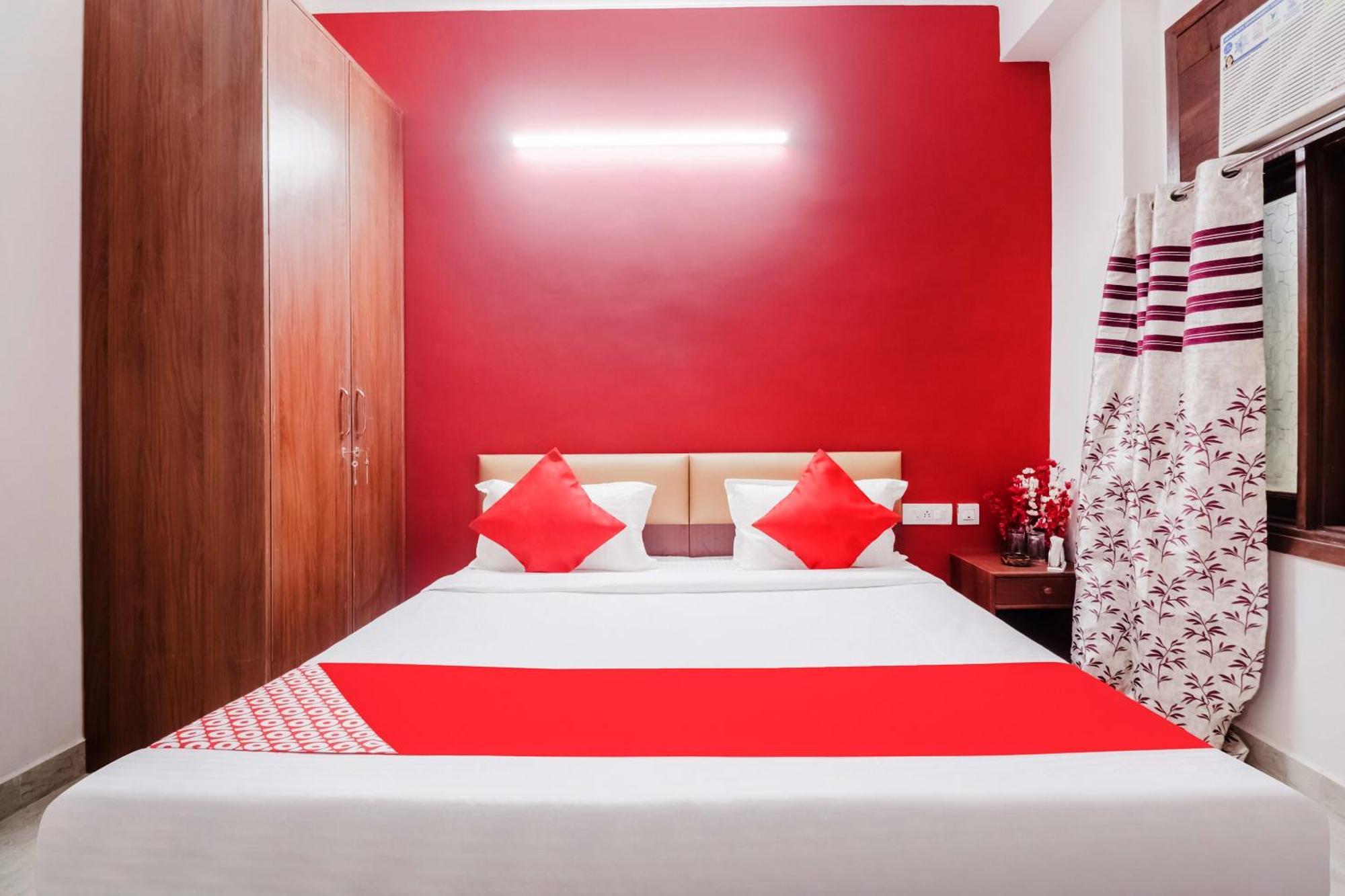 Hotel O Aakash Residency