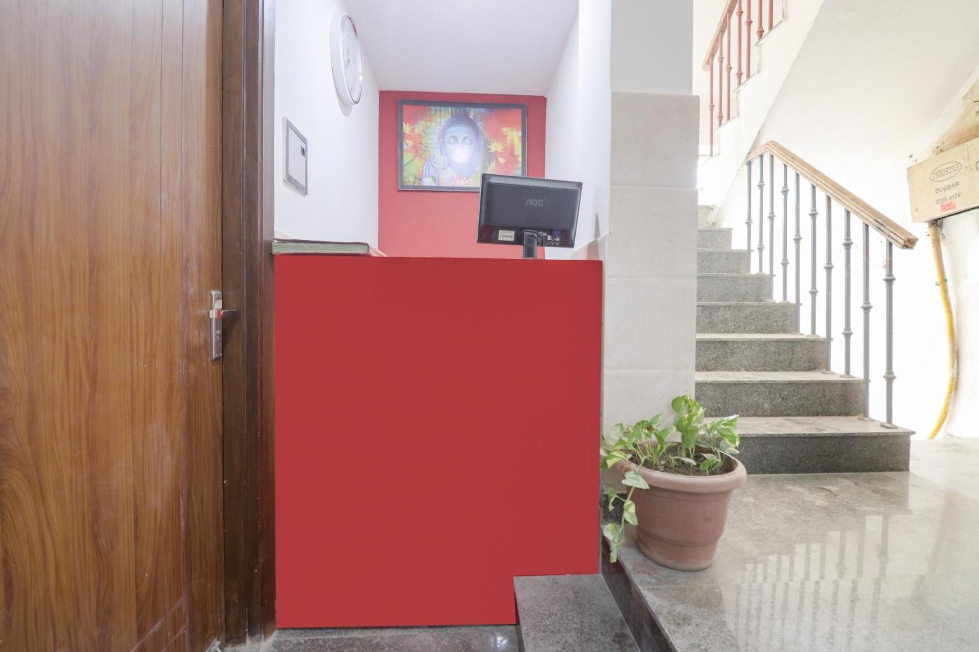 Hotel O Aakash Residency 3*