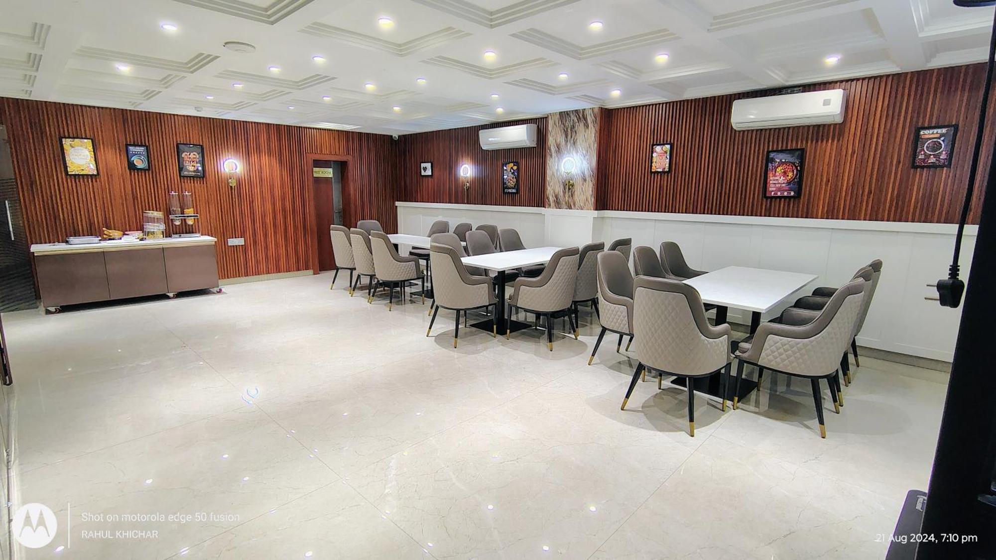 Western Blu 3* Delhi (National Capital Territory of India)