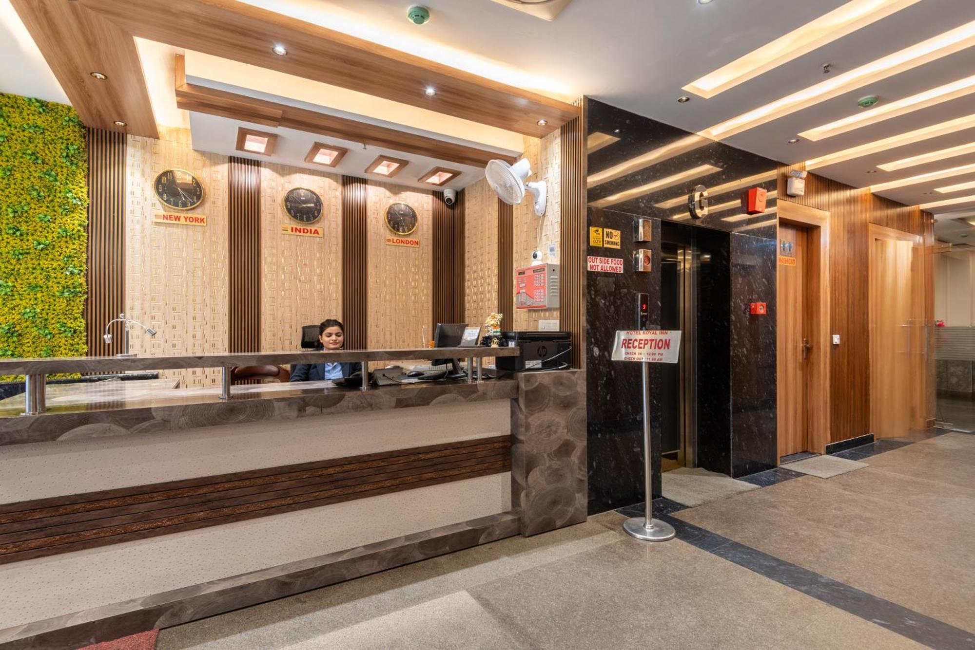 Hotel Royal Igi New Delhi